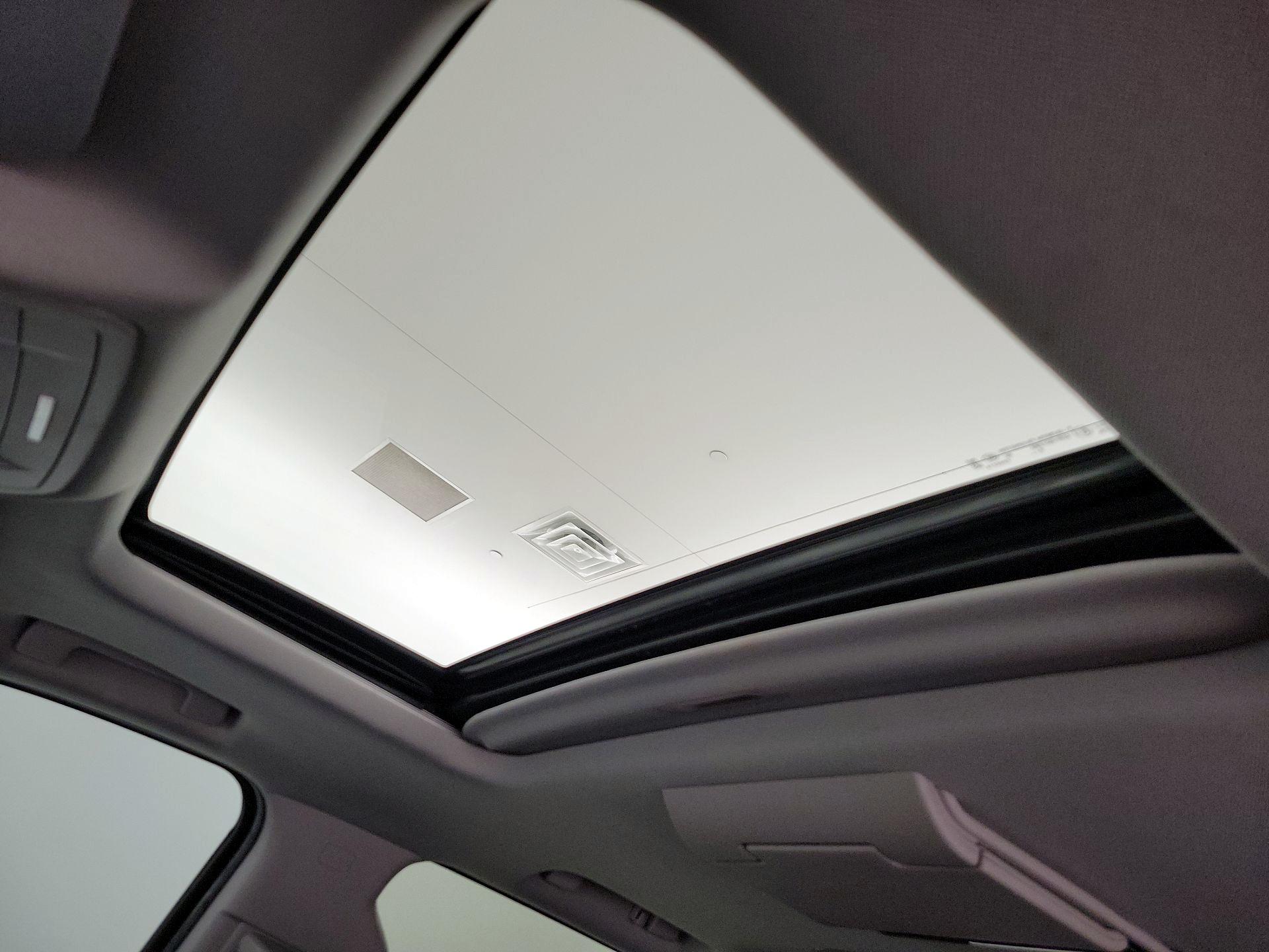 Thumbnail: 2020 Chevrolet Tahoe - 20