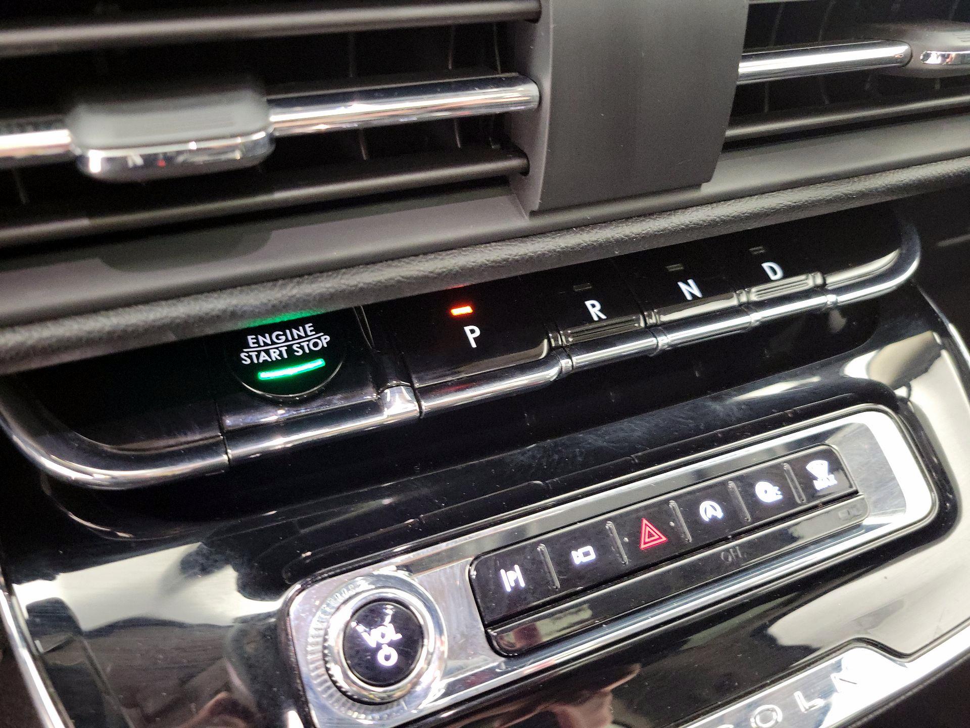 Thumbnail: 2023 Lincoln Corsair - 18