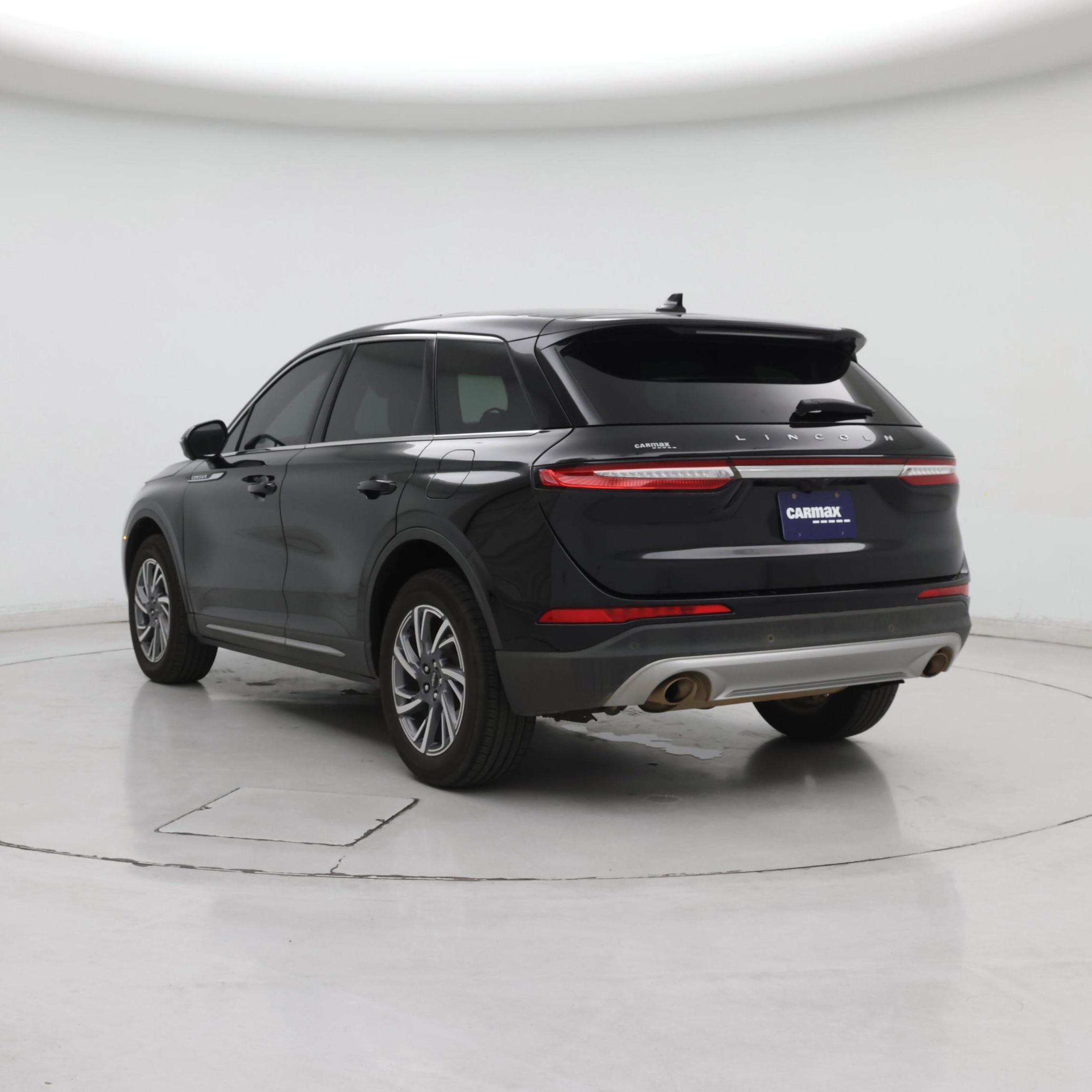 Thumbnail: 2023 Lincoln Corsair - 2