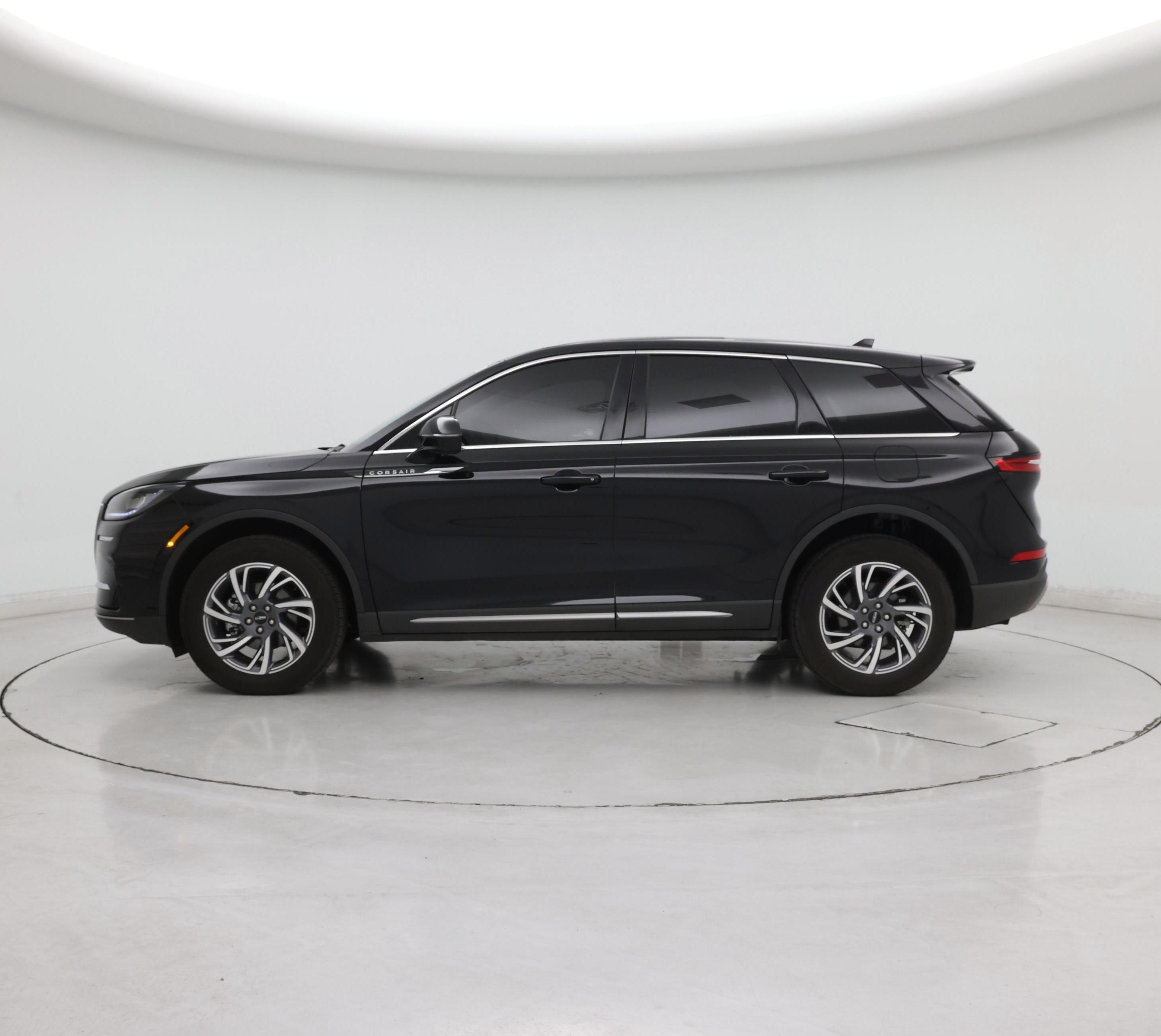 Thumbnail: 2023 Lincoln Corsair - 3