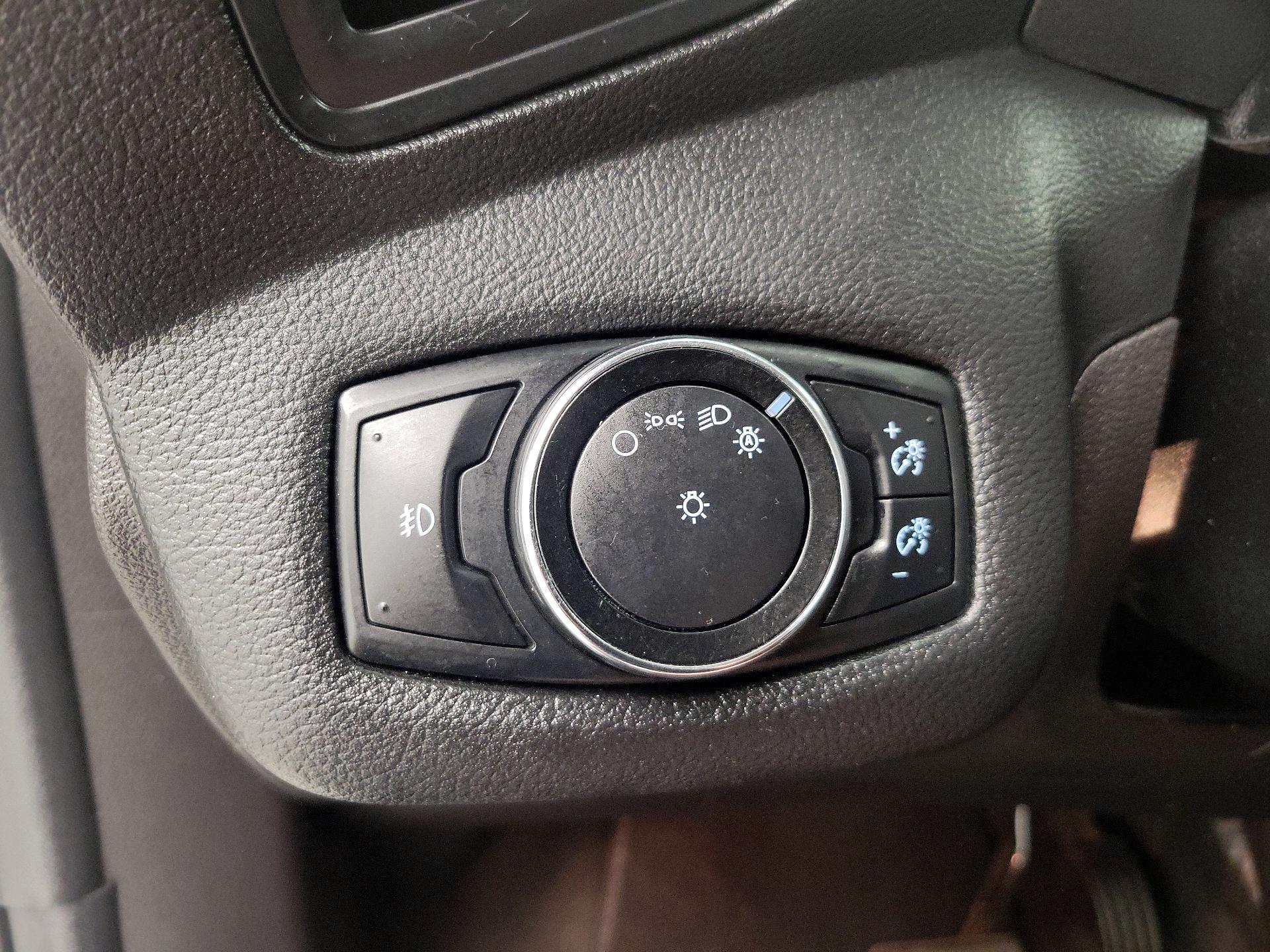 Thumbnail: 2014 Ford Escape - 13