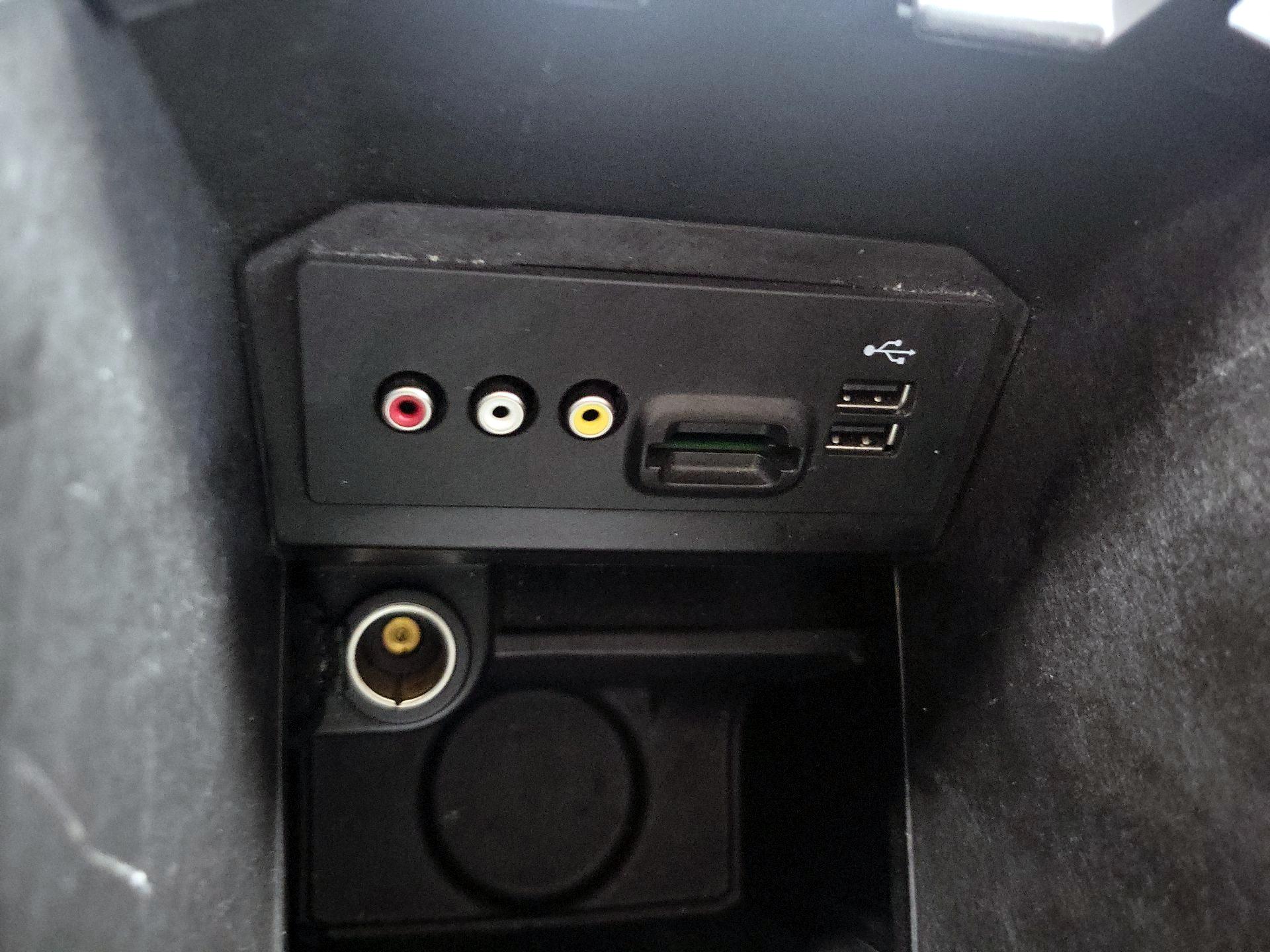 Thumbnail: 2014 Ford Escape - 18