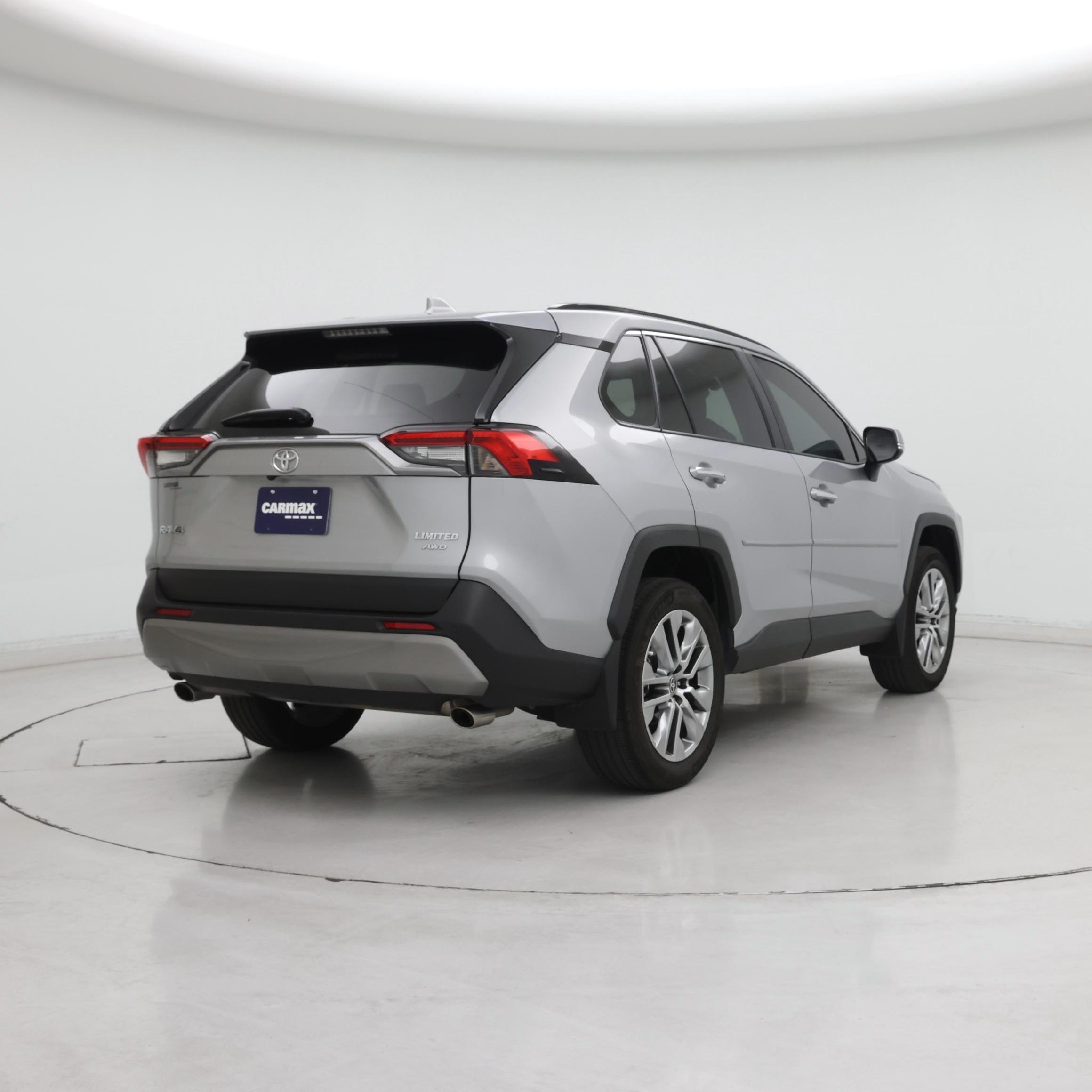 Thumbnail: 2023 Toyota RAV4 - 8