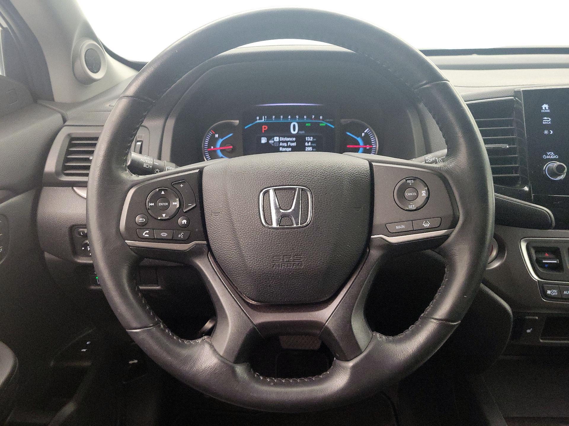 Thumbnail: 2019 Honda Pilot - 10