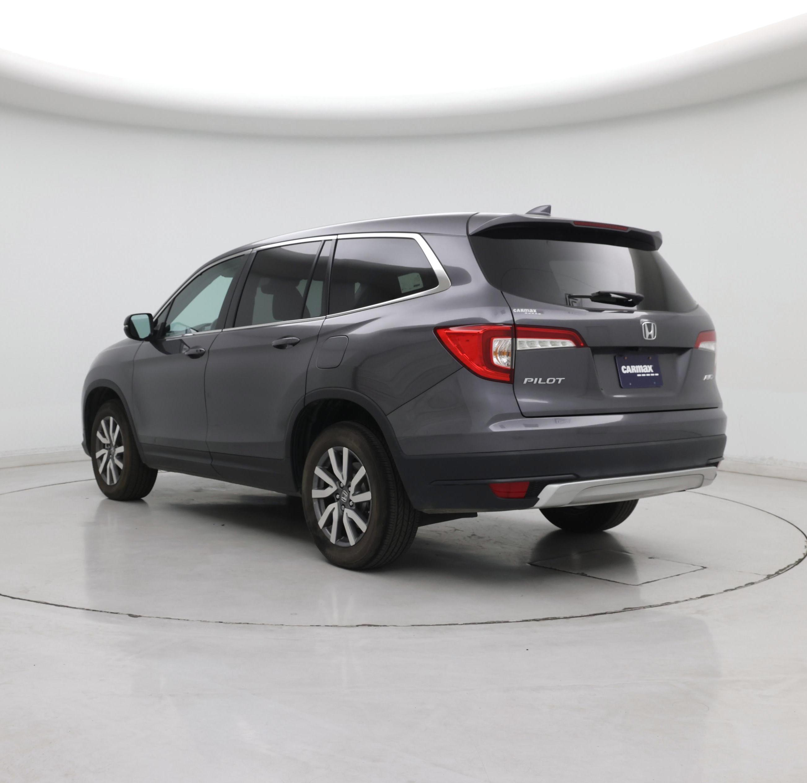 Thumbnail: 2019 Honda Pilot - 2