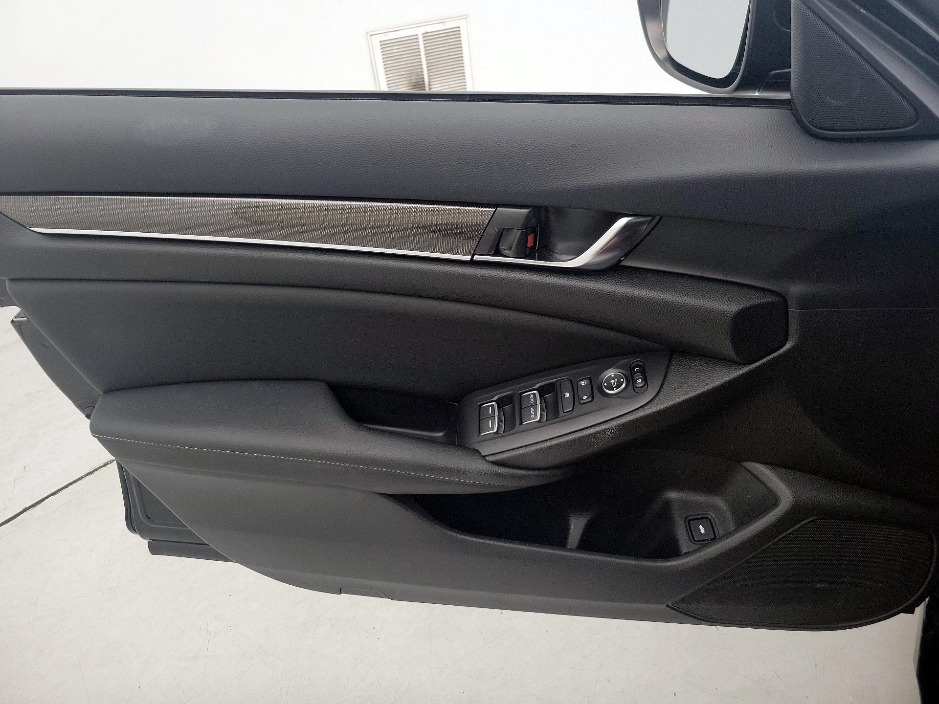 Thumbnail: 2021 Honda Accord - 12