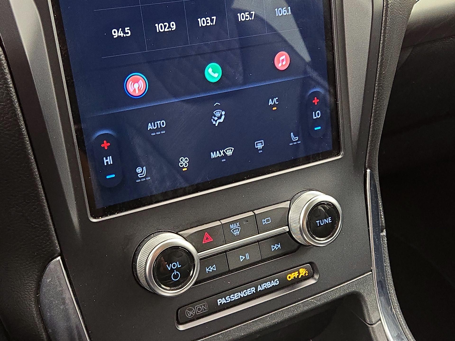 Thumbnail: 2024 Ford Edge - 16