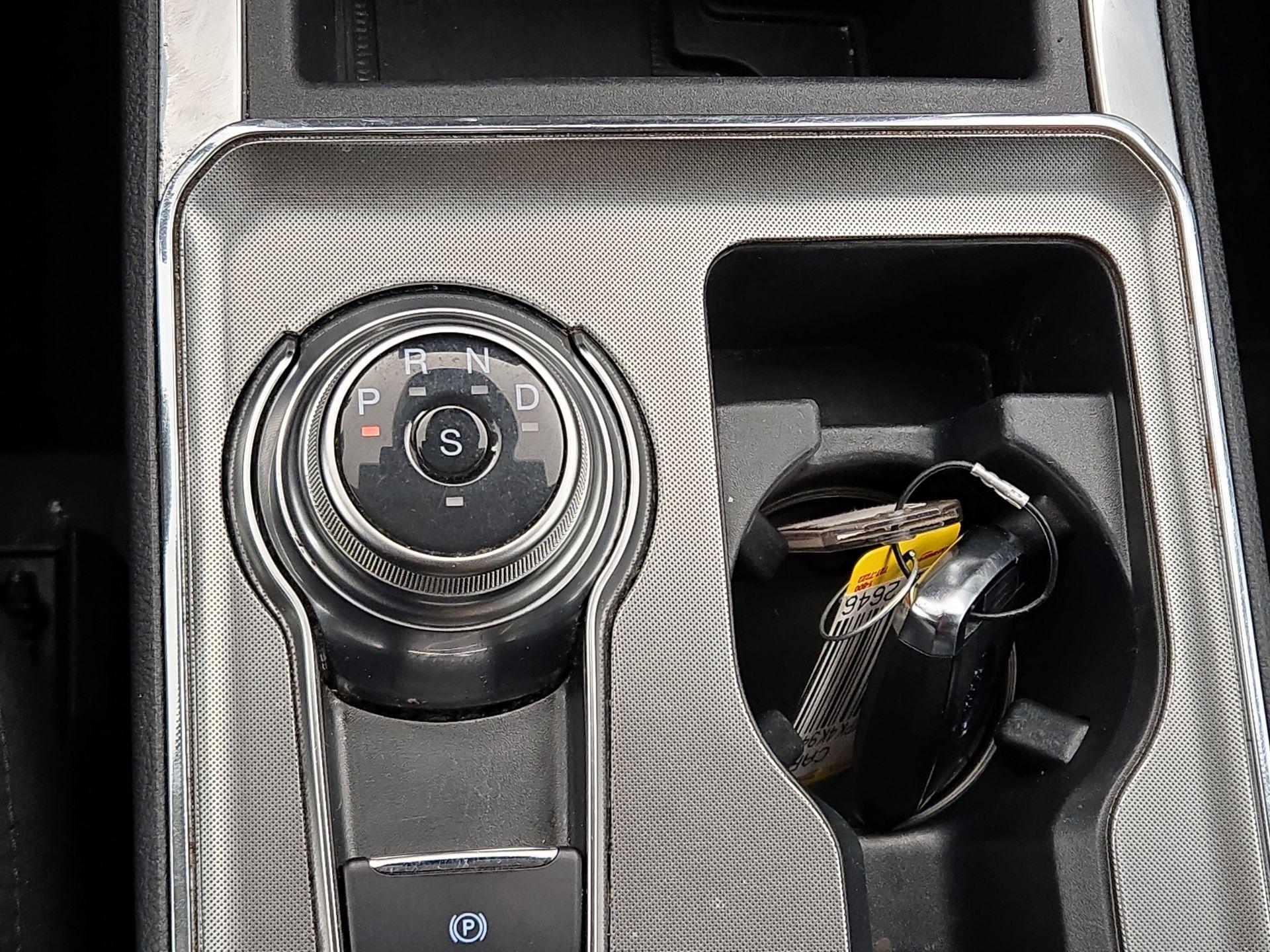 Thumbnail: 2024 Ford Edge - 17