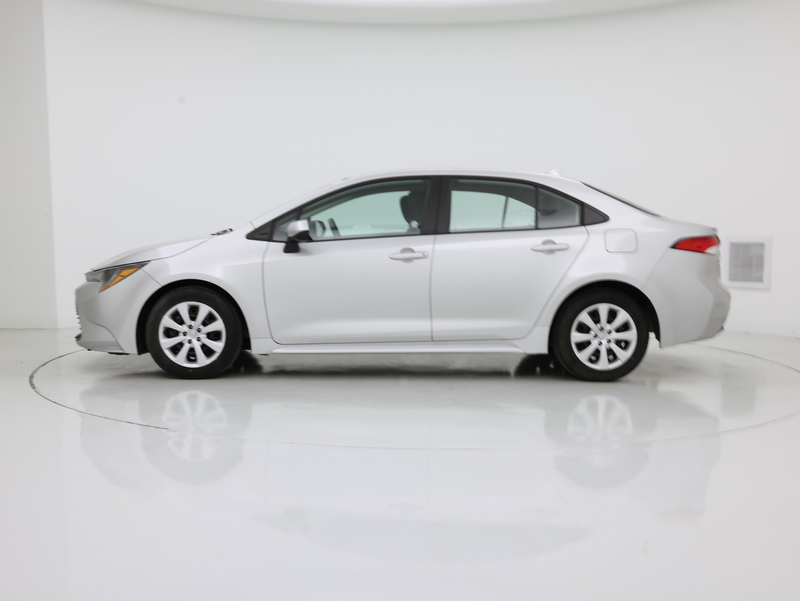 Thumbnail: 2024 Toyota Corolla - 3