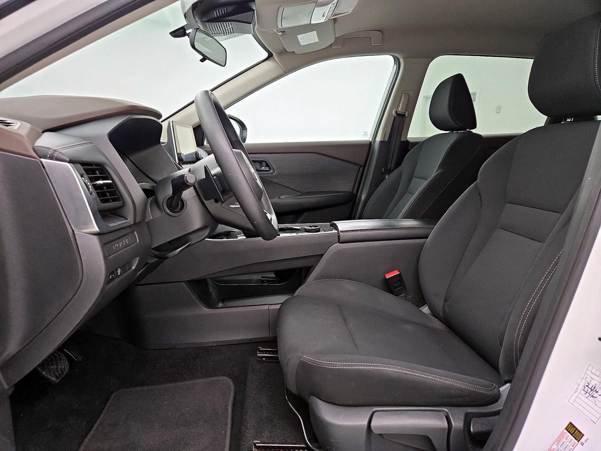 Thumbnail: 2023 Nissan Rogue - 11