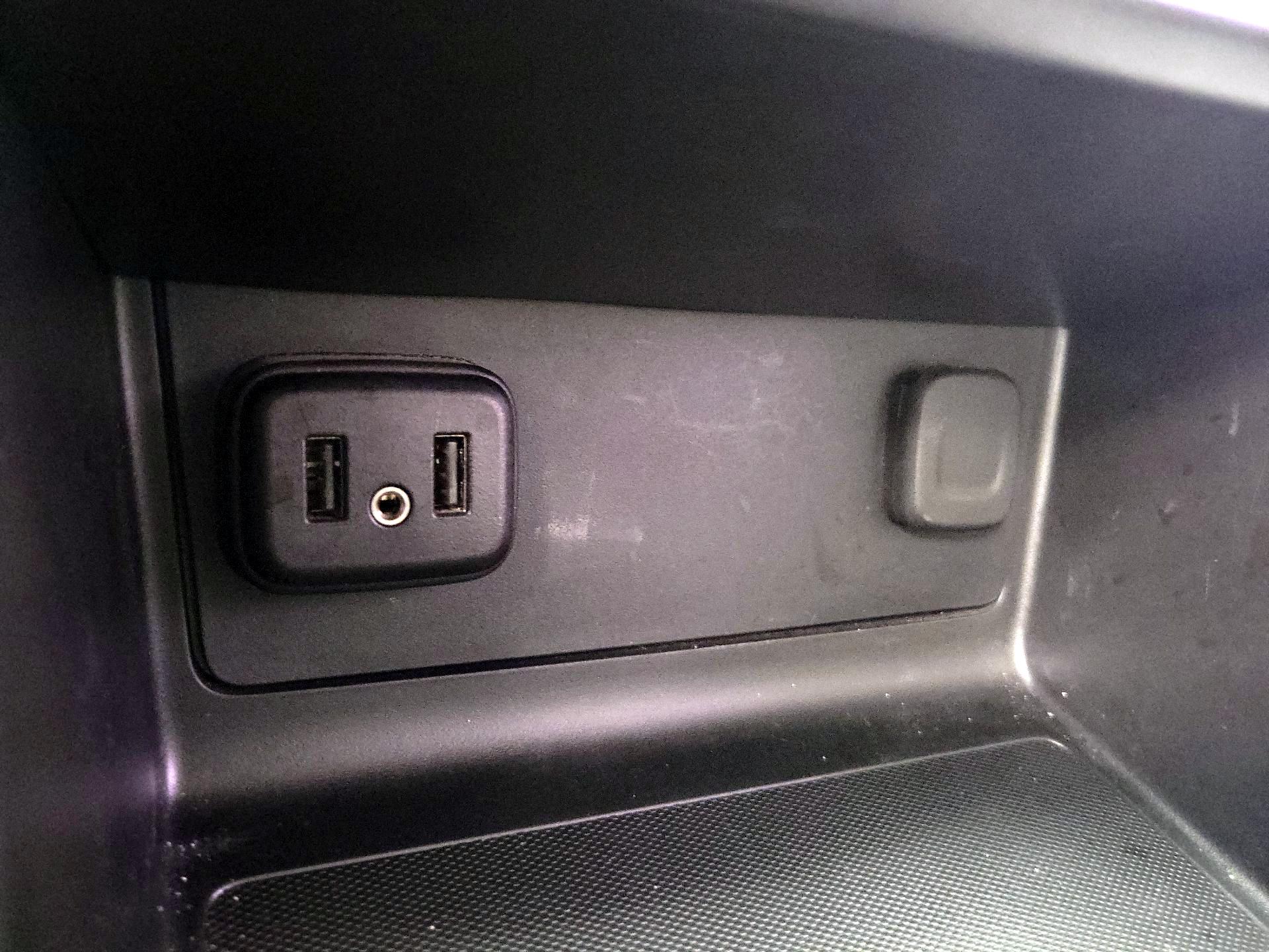 Thumbnail: 2021 GMC Canyon - 18