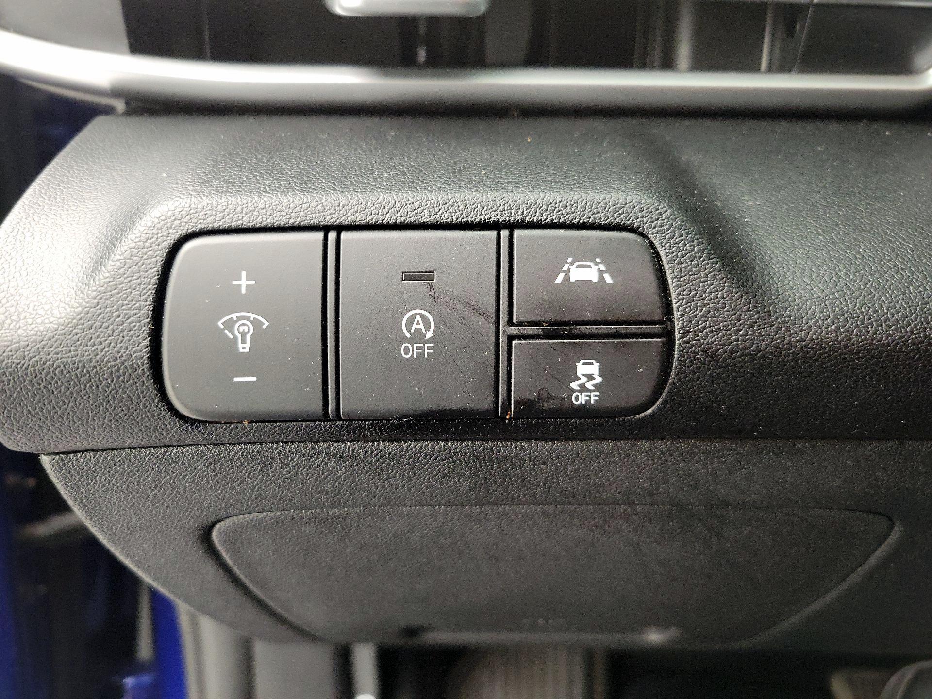 Thumbnail: 2021 Hyundai Elantra - 13