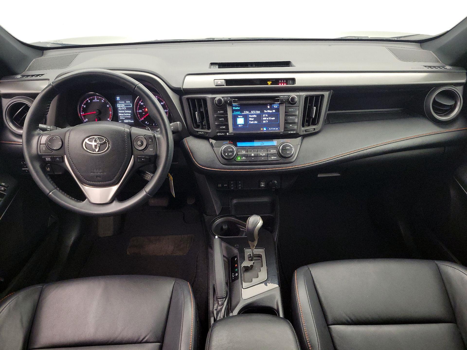 Thumbnail: 2017 Toyota RAV4 - 9