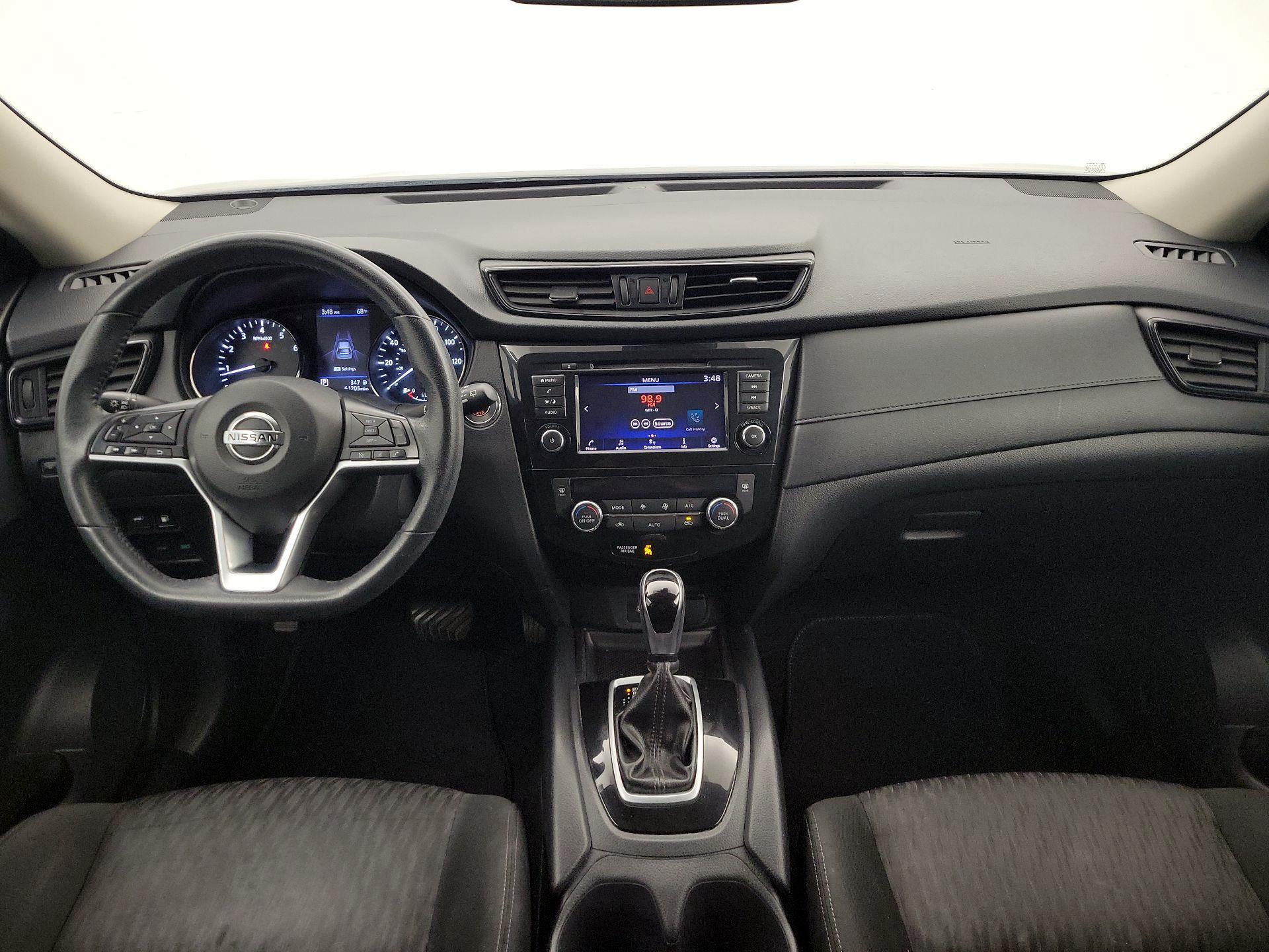 Thumbnail: 2019 Nissan Rogue - 9