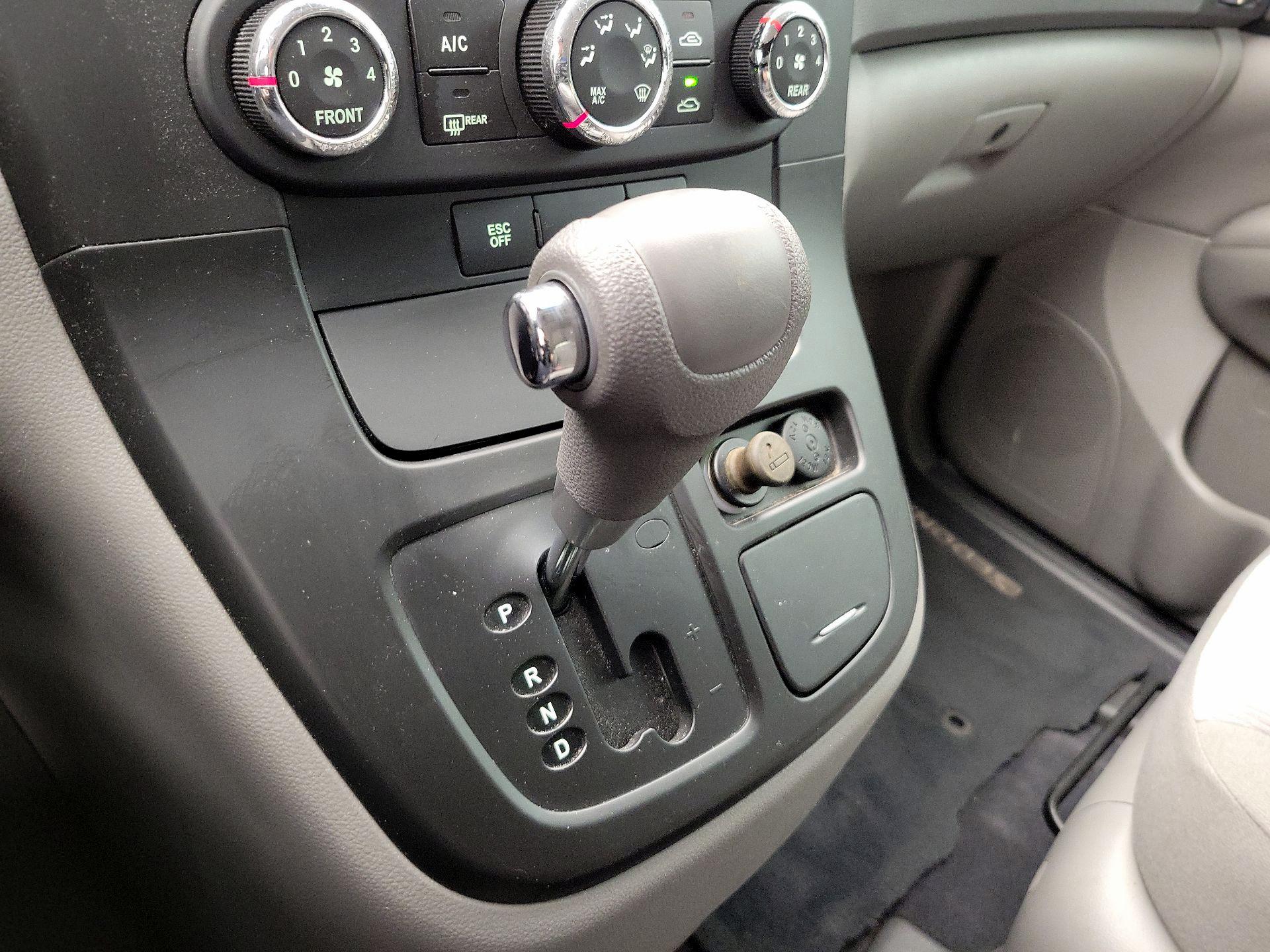 Thumbnail: 2014 Kia Sedona - 16