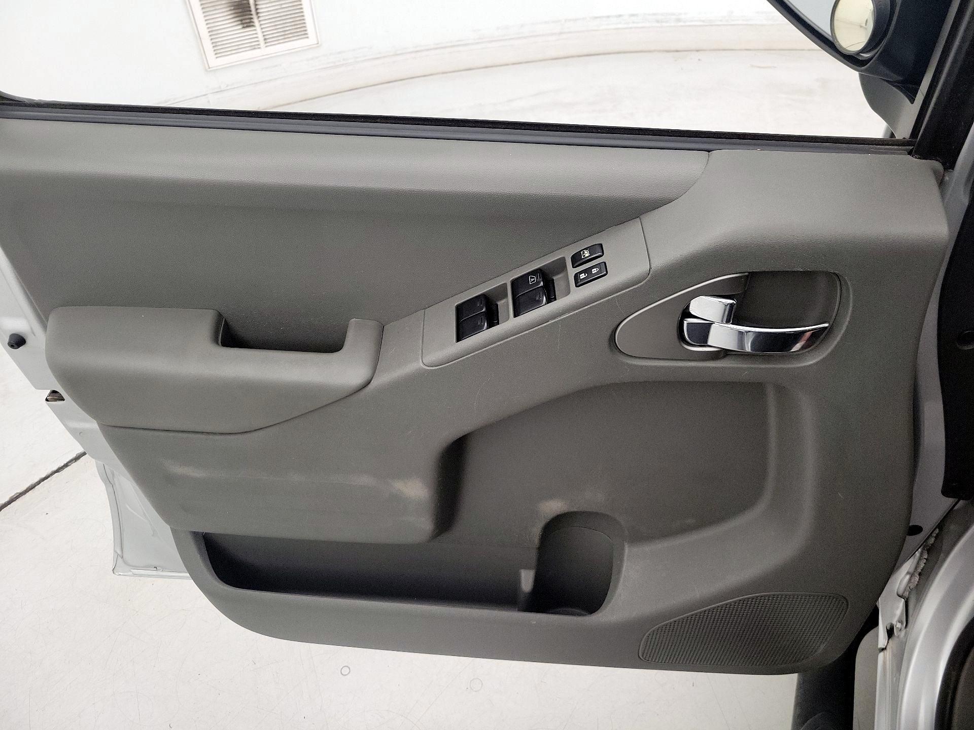 Thumbnail: 2018 Nissan Frontier - 12