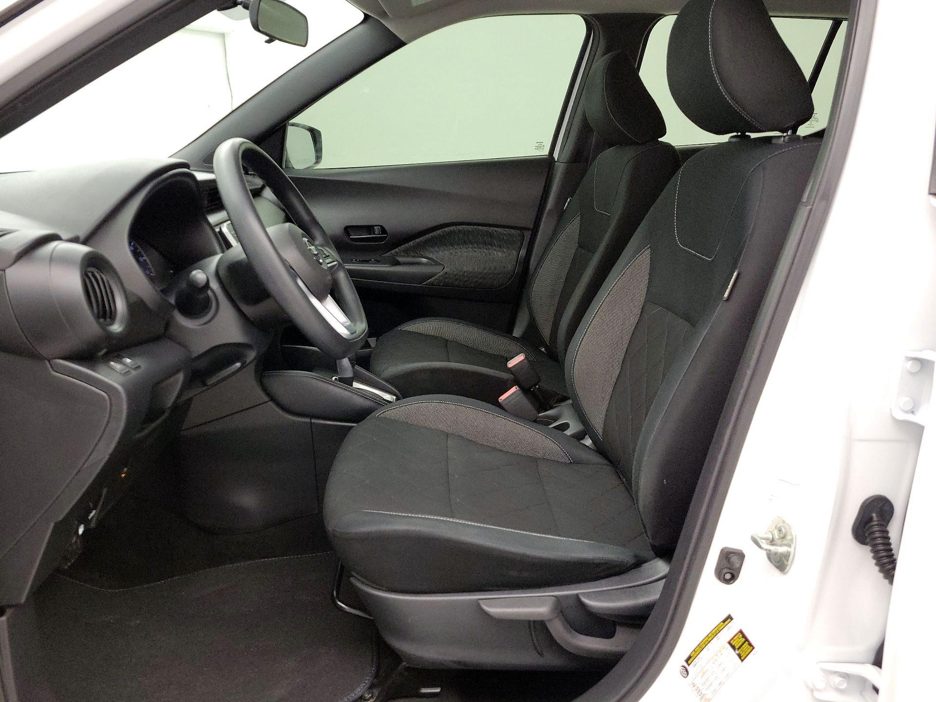 Thumbnail: 2019 Nissan Kicks - 12