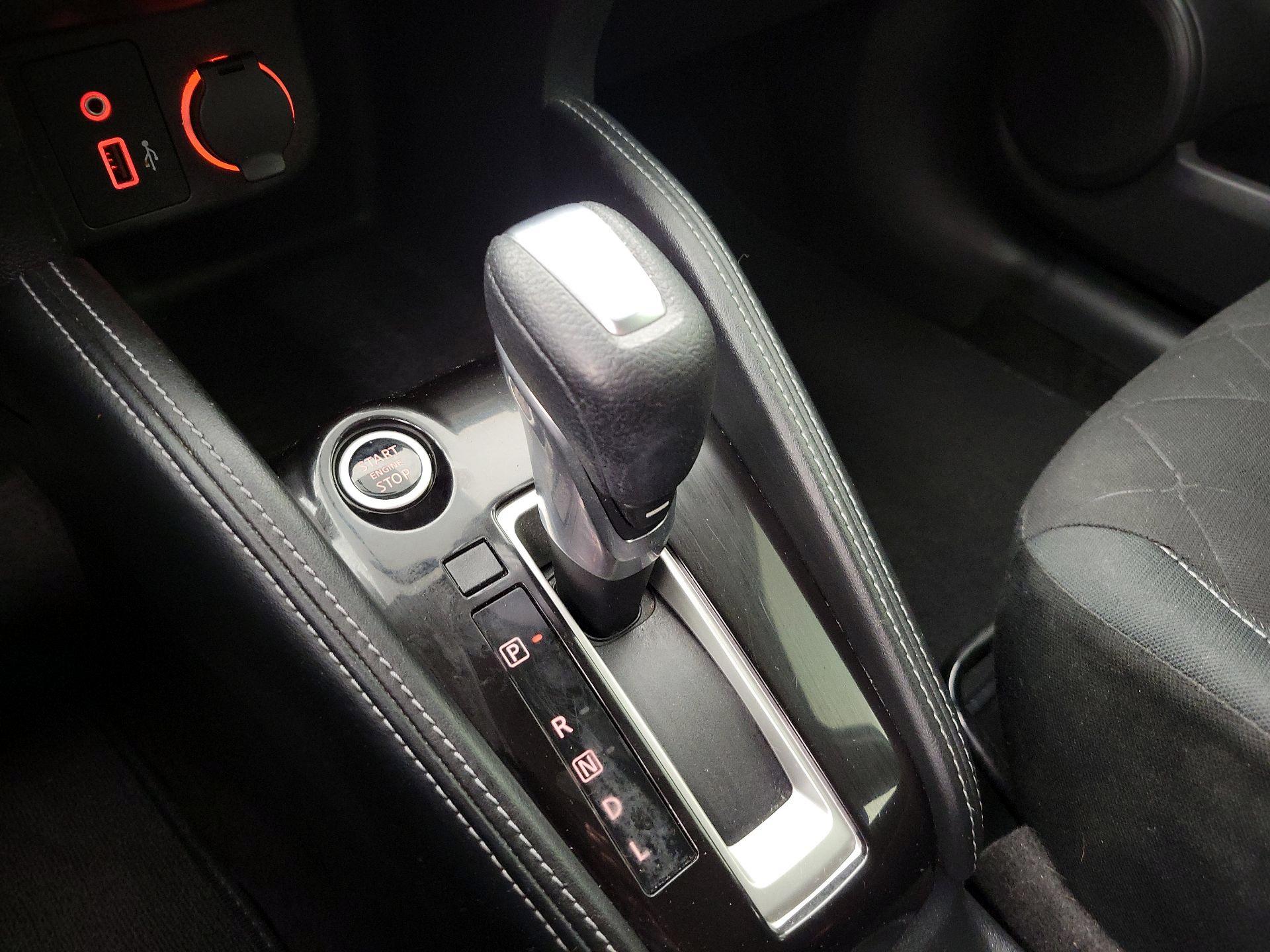 Thumbnail: 2019 Nissan Kicks - 17