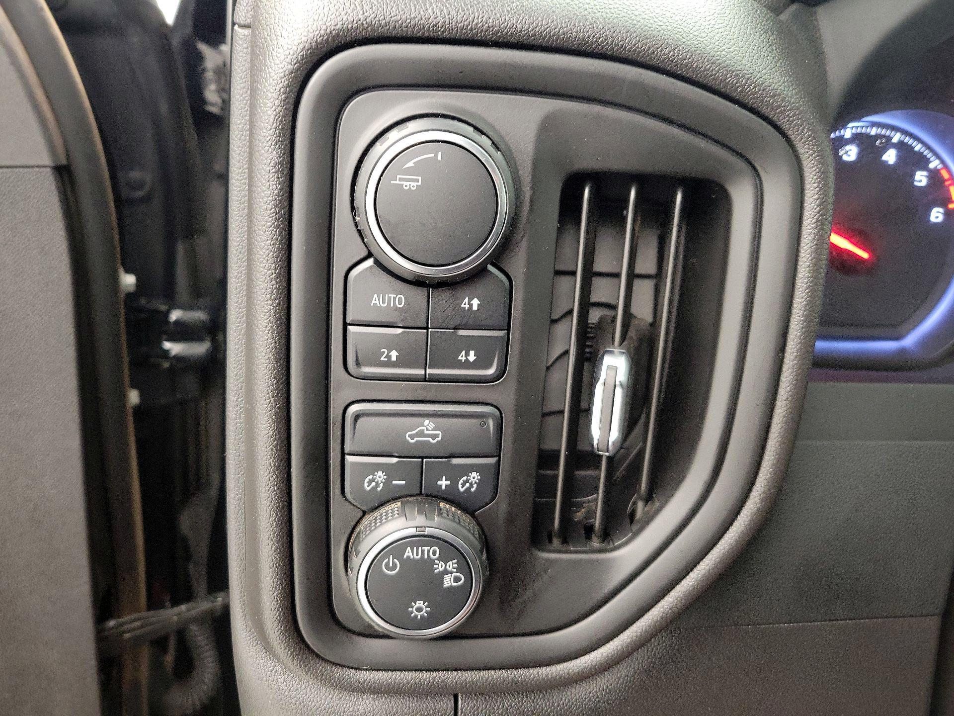 Thumbnail: 2024 Chevrolet Silverado 1500 - 13