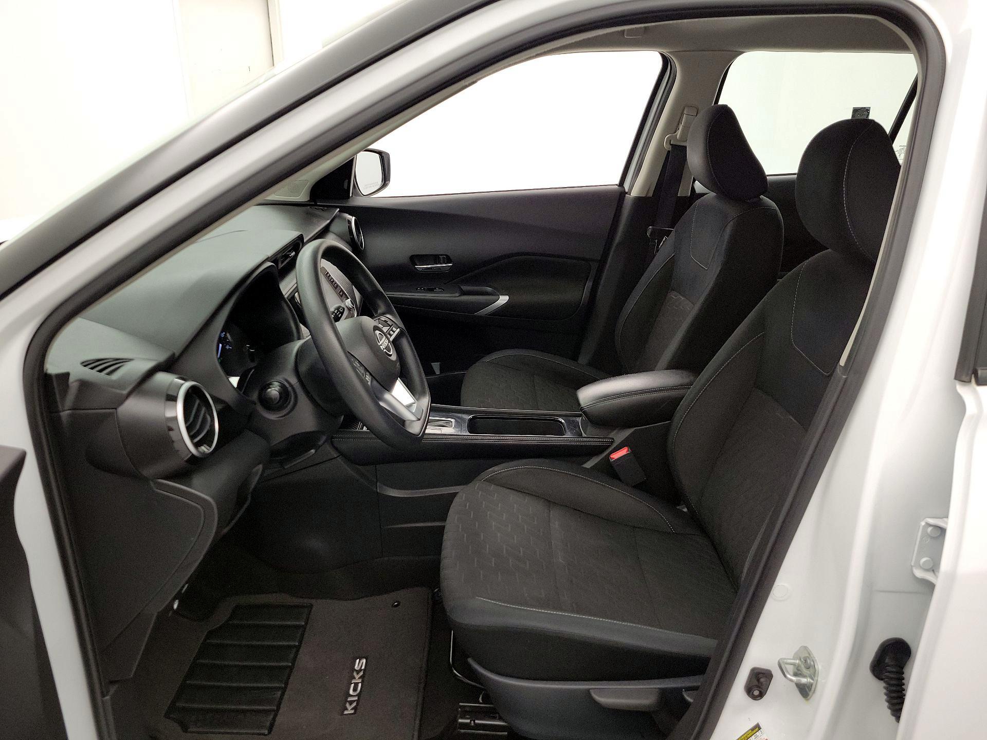 Thumbnail: 2023 Nissan Kicks - 11