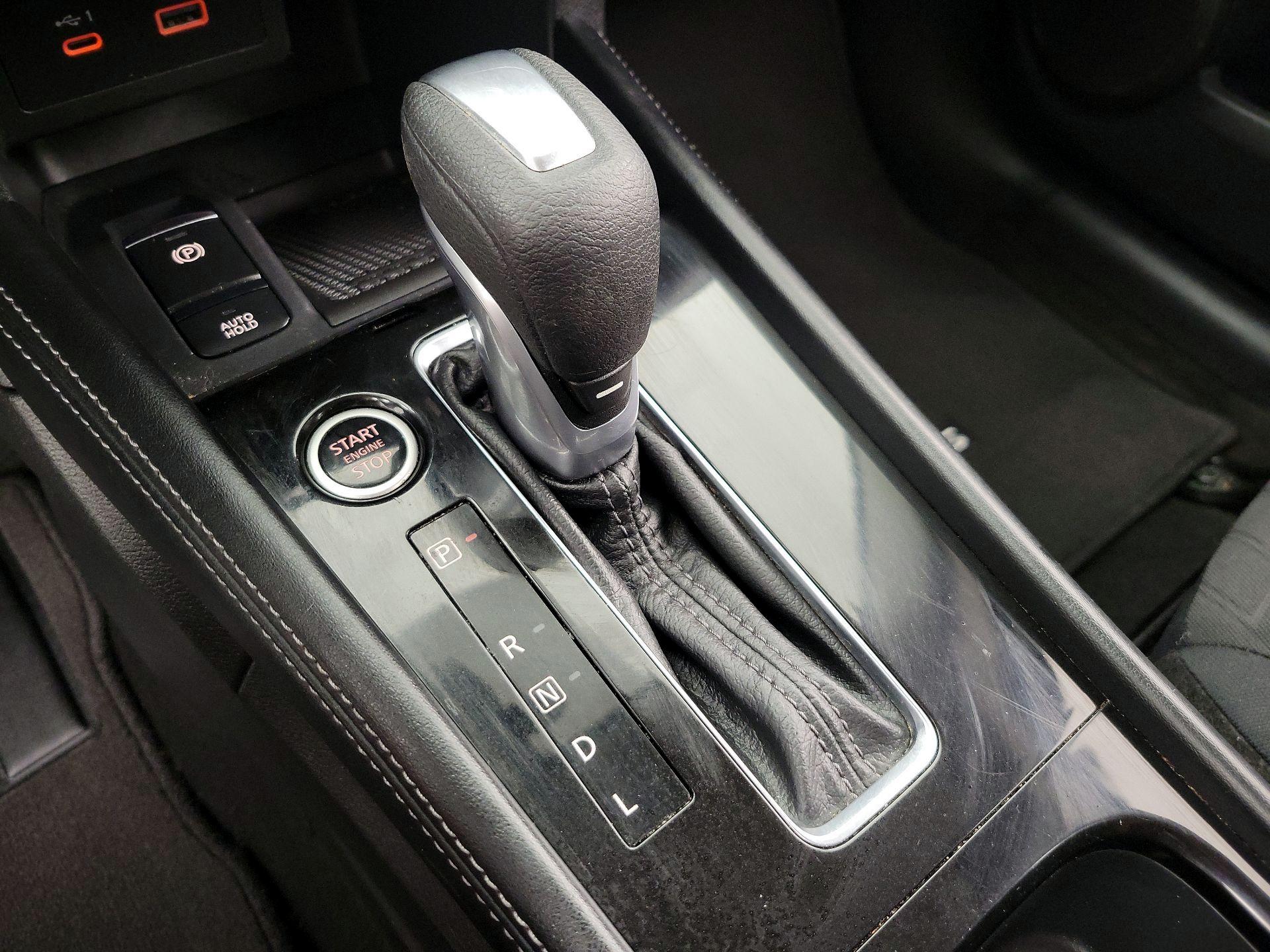 Thumbnail: 2023 Nissan Kicks - 16