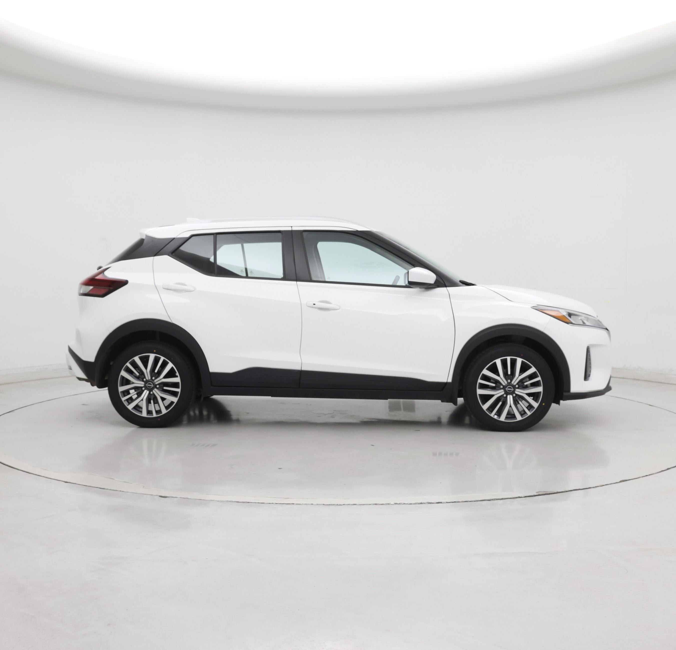 Thumbnail: 2023 Nissan Kicks - 7