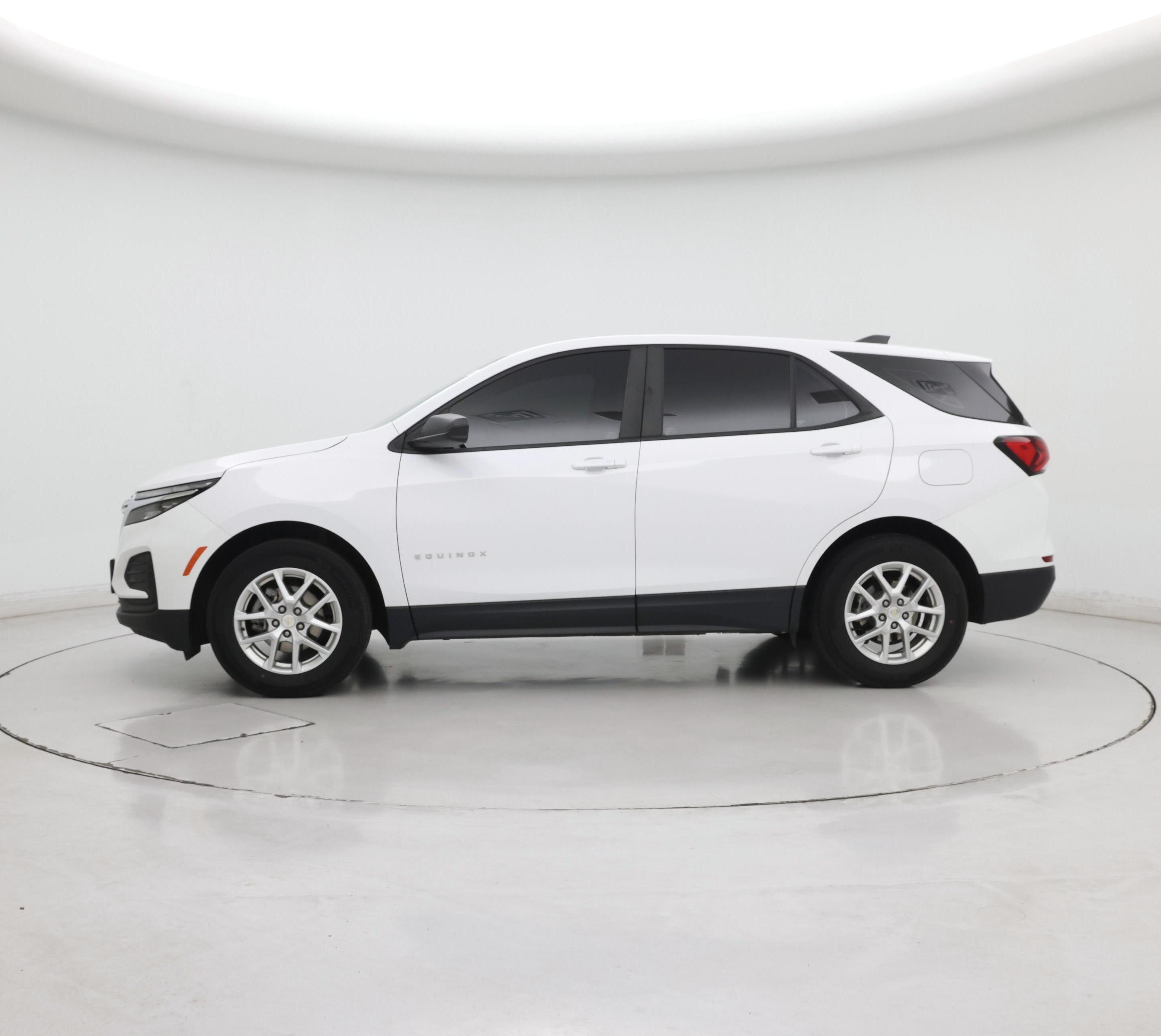 Thumbnail: 2023 Chevrolet Equinox - 3