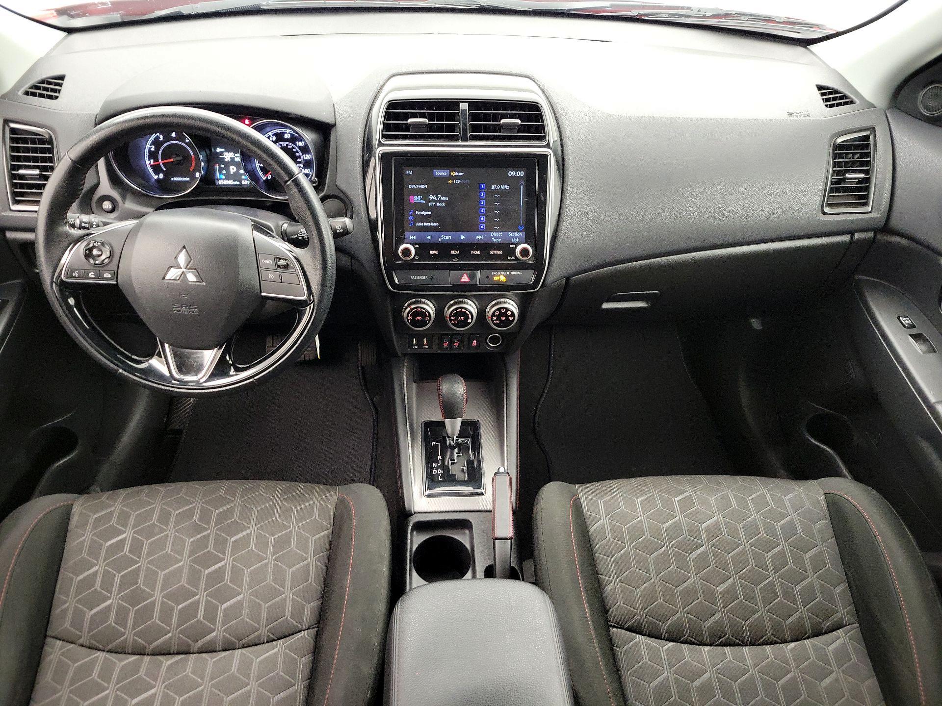 Thumbnail: 2023 Mitsubishi Outlander Sport - 9