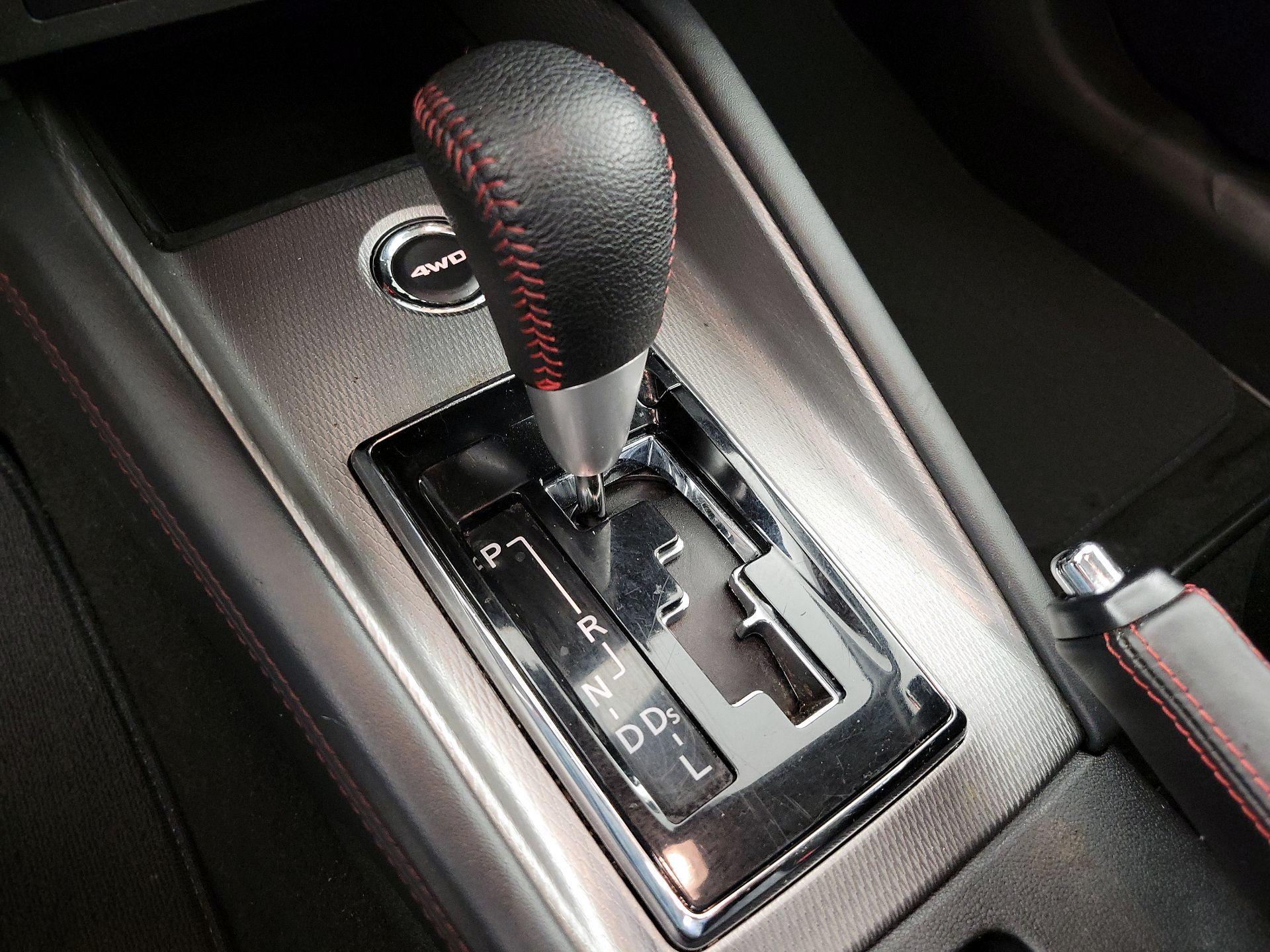 Thumbnail: 2023 Mitsubishi Outlander Sport - 17