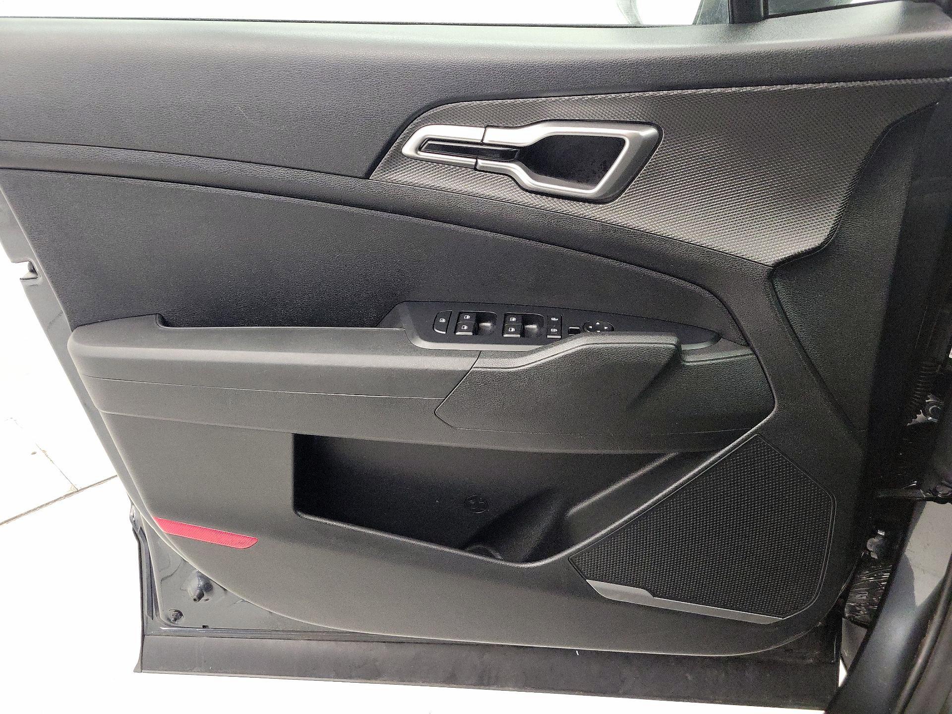 Thumbnail: 2024 Kia Sportage - 12