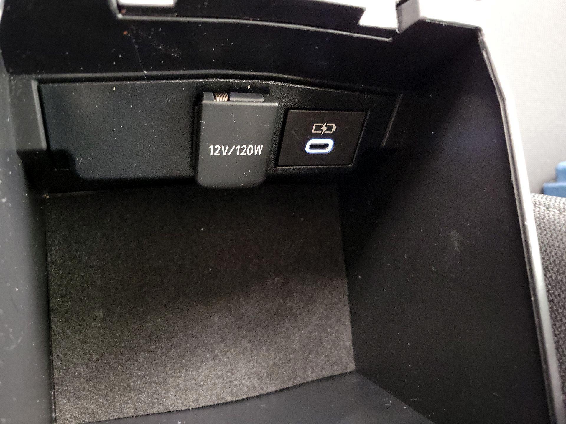 Thumbnail: 2024 Toyota Corolla - 18