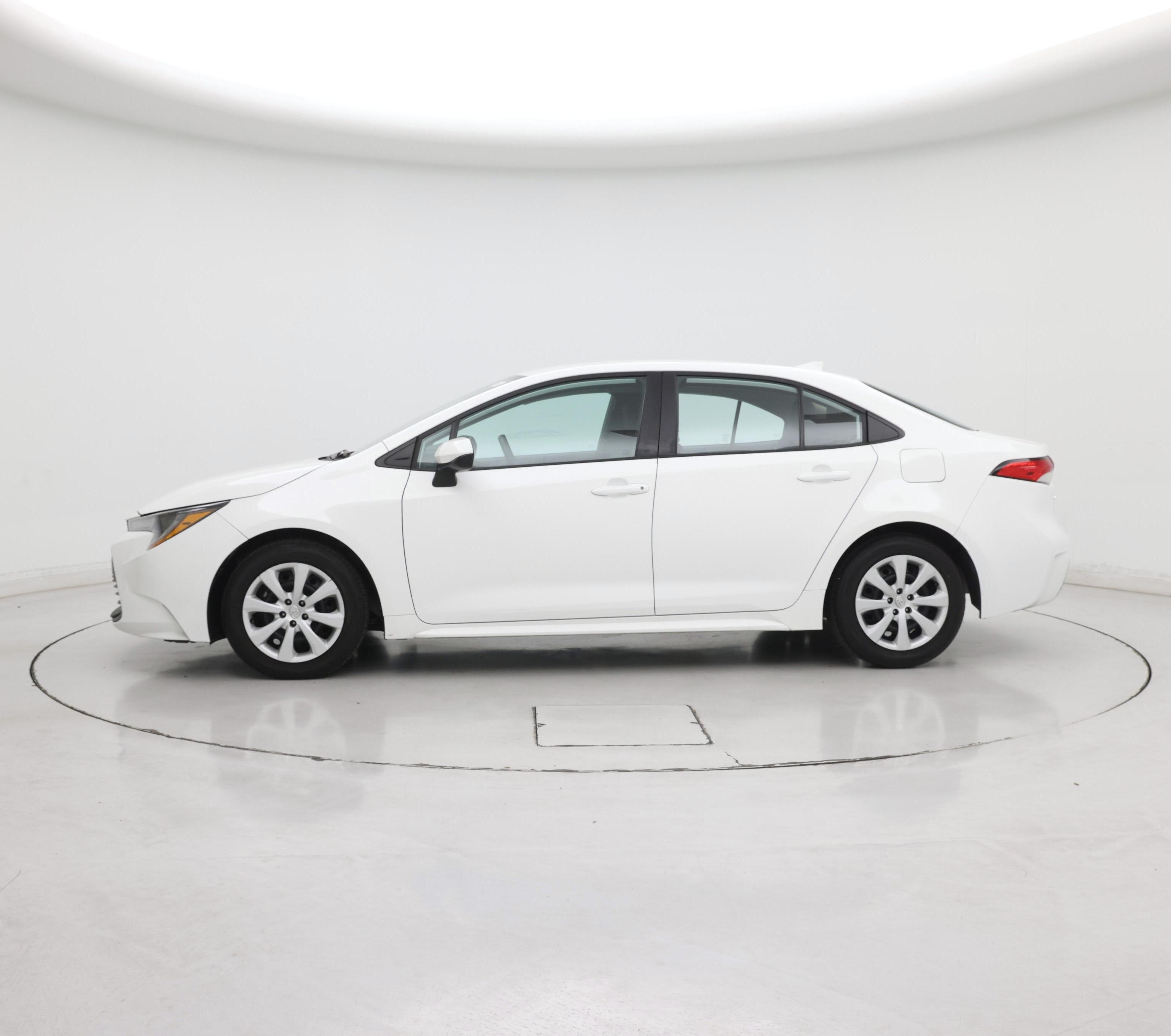 Thumbnail: 2024 Toyota Corolla - 3