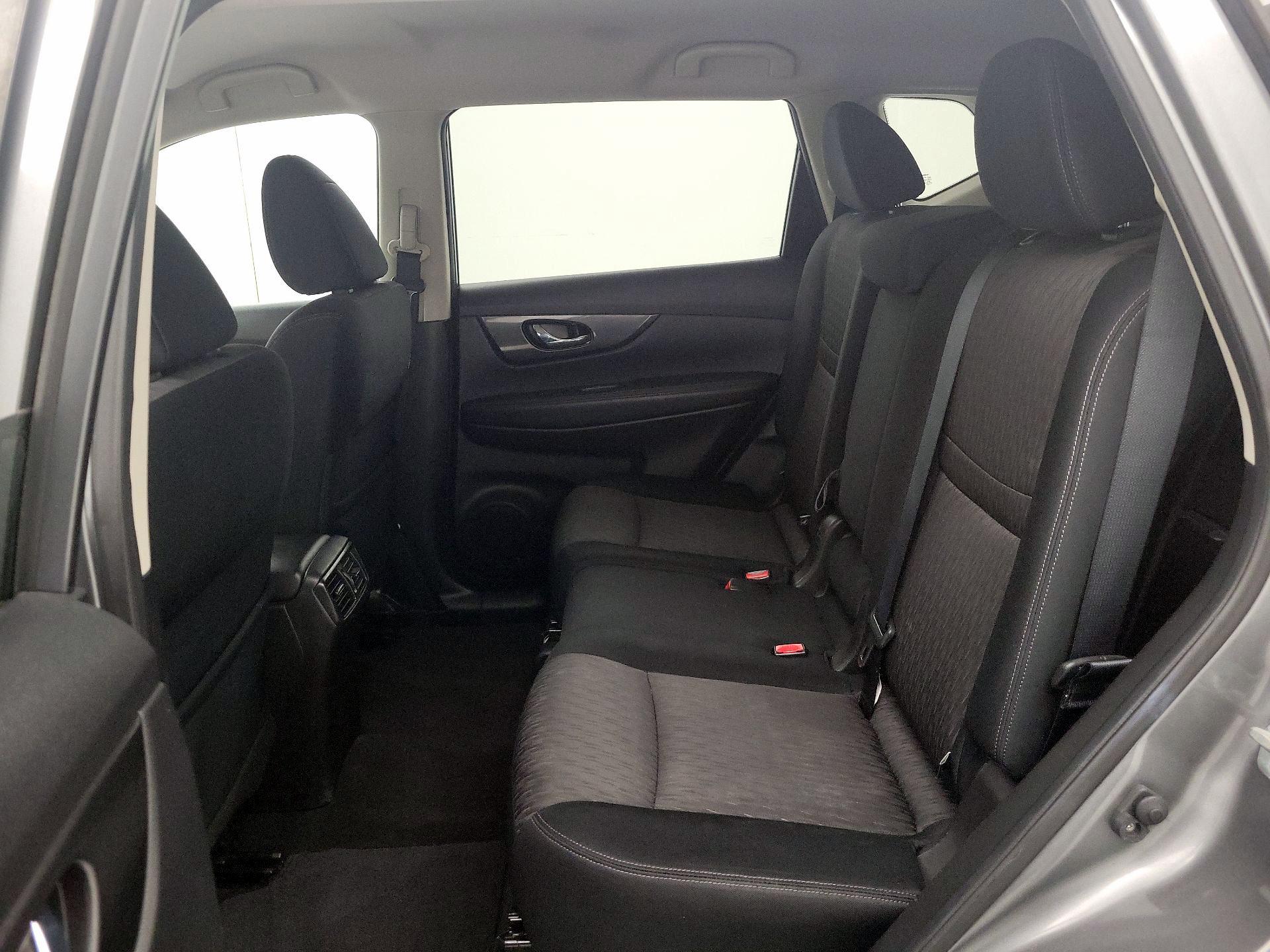 Thumbnail: 2017 Nissan Rogue - 19