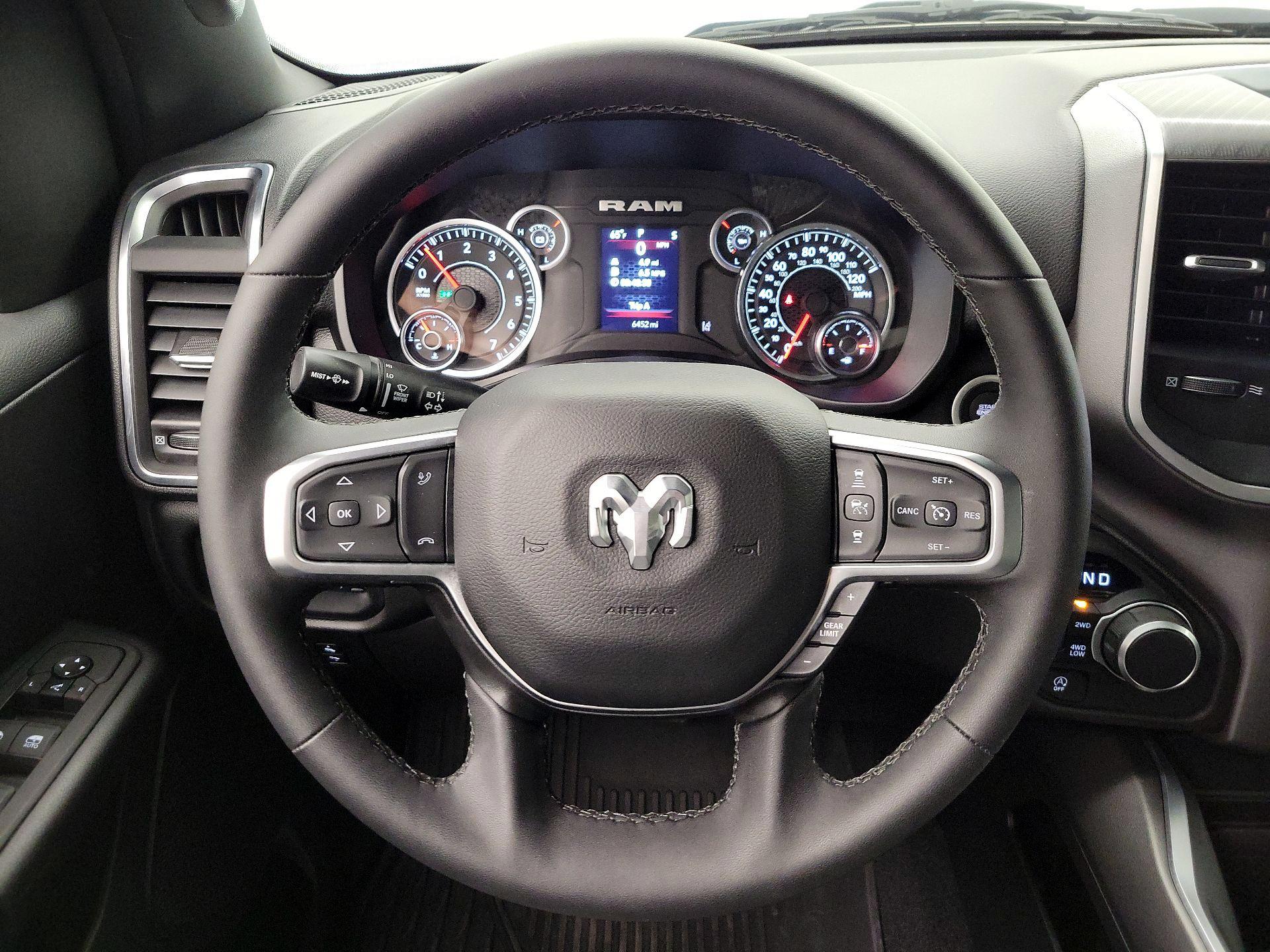 Thumbnail: 2025 RAM 1500 - 10