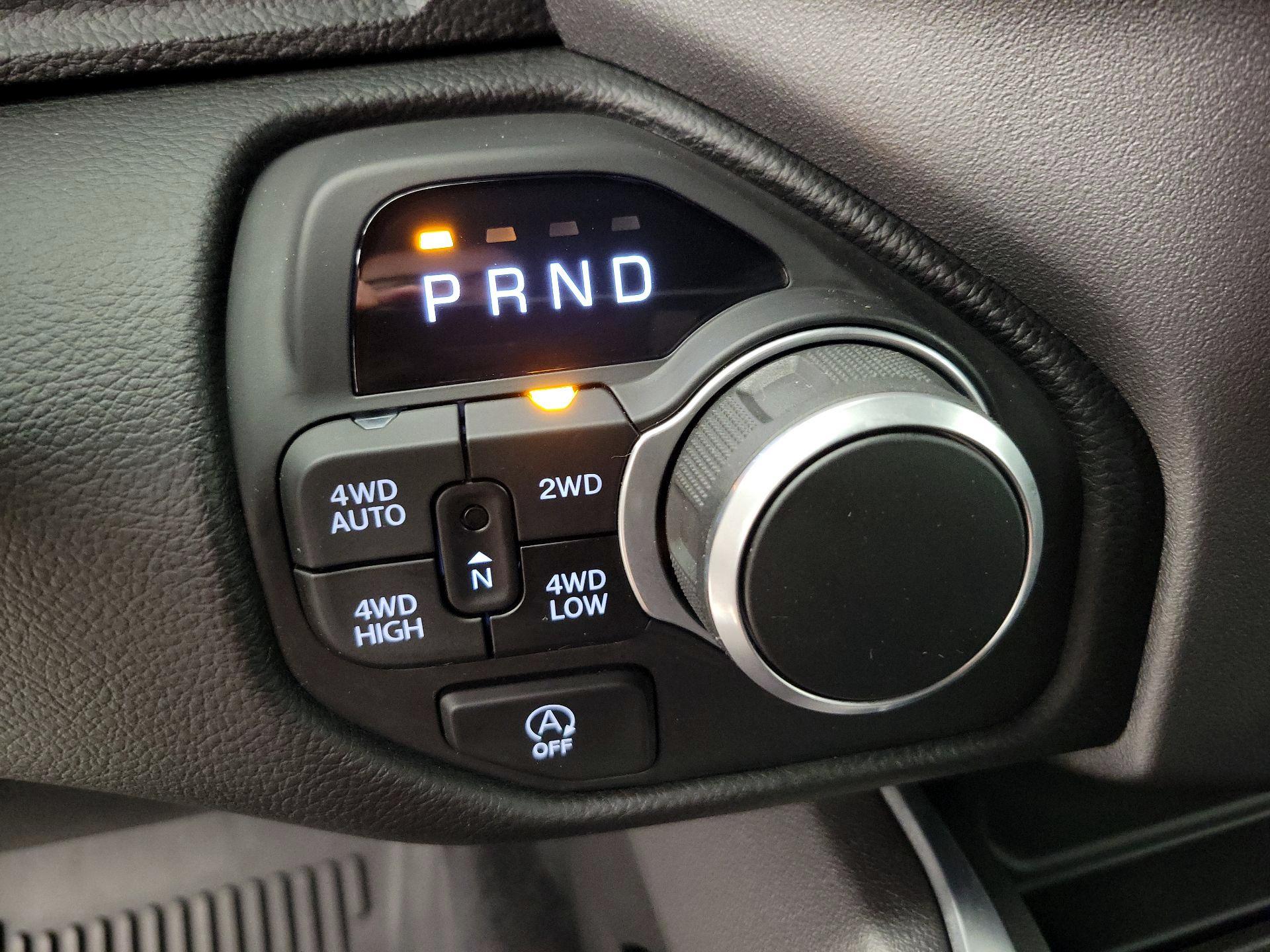 Thumbnail: 2025 RAM 1500 - 17