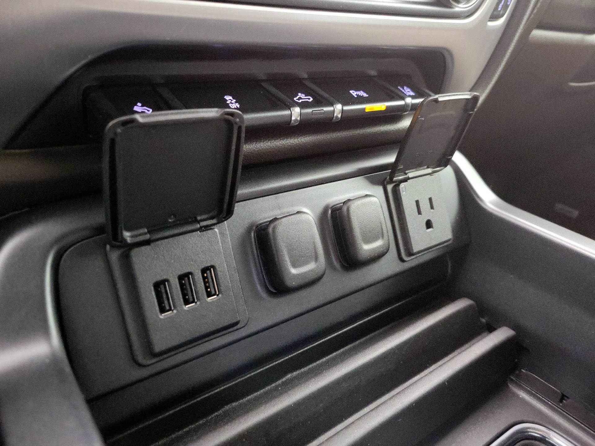 Thumbnail: 2015 GMC Sierra 1500 - 19