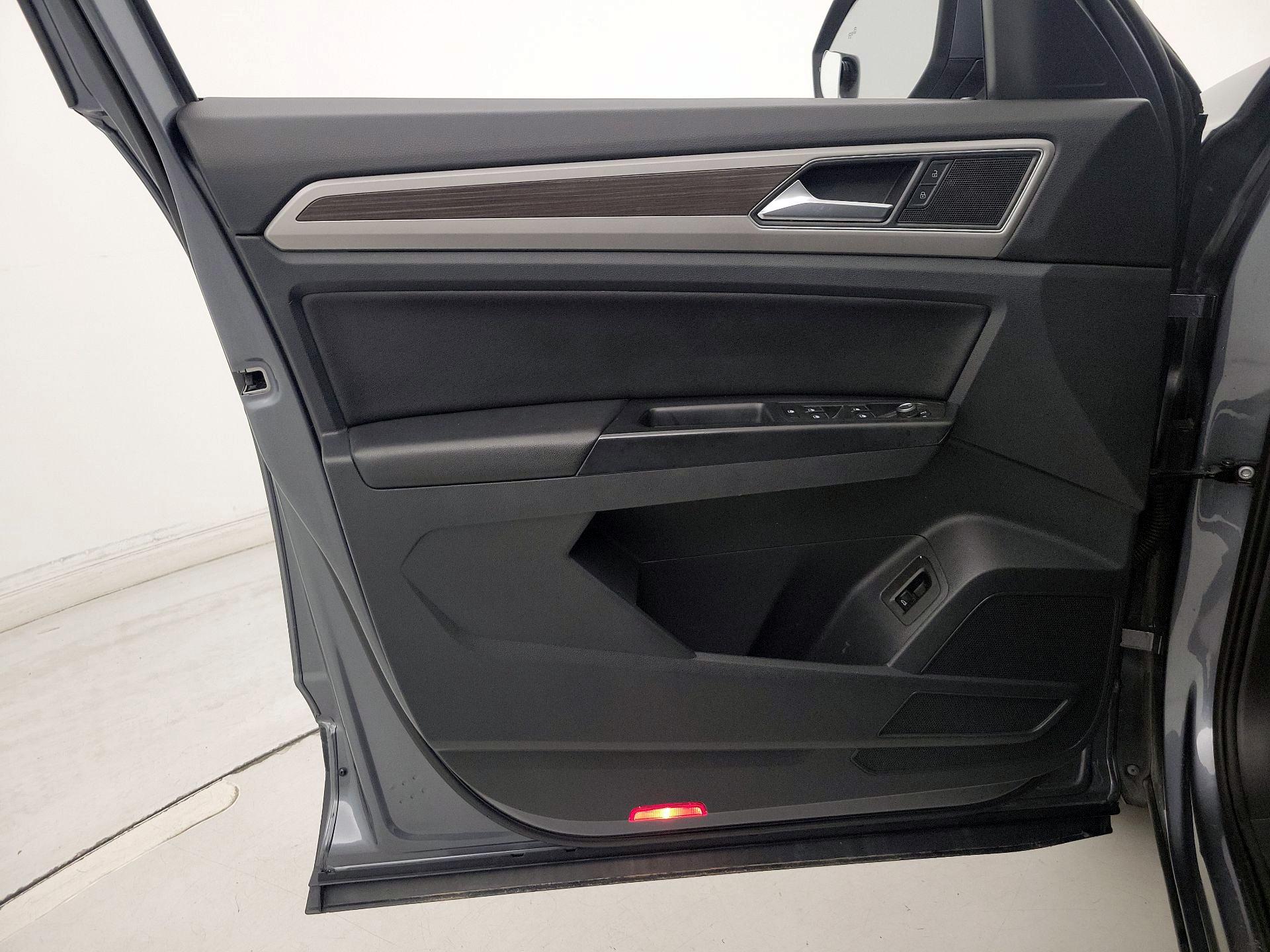 Thumbnail: 2019 Volkswagen Atlas - 12