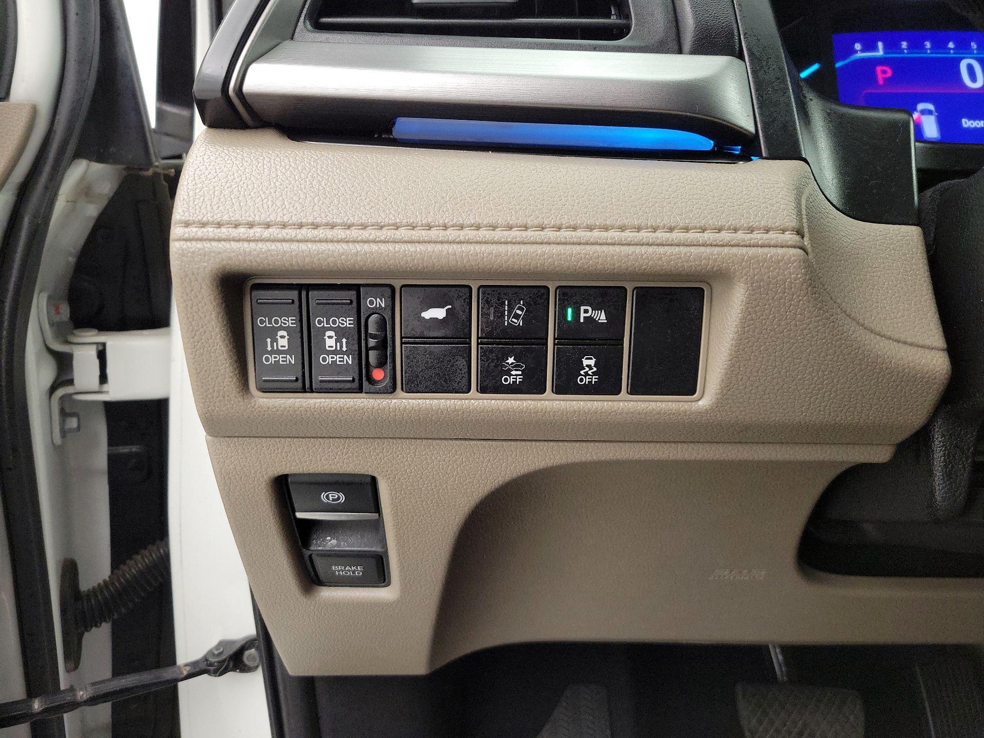 Thumbnail: 2020 Honda Odyssey - 13