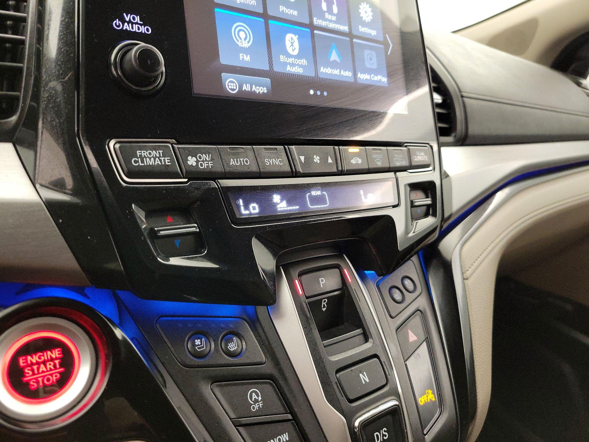 Thumbnail: 2020 Honda Odyssey - 17