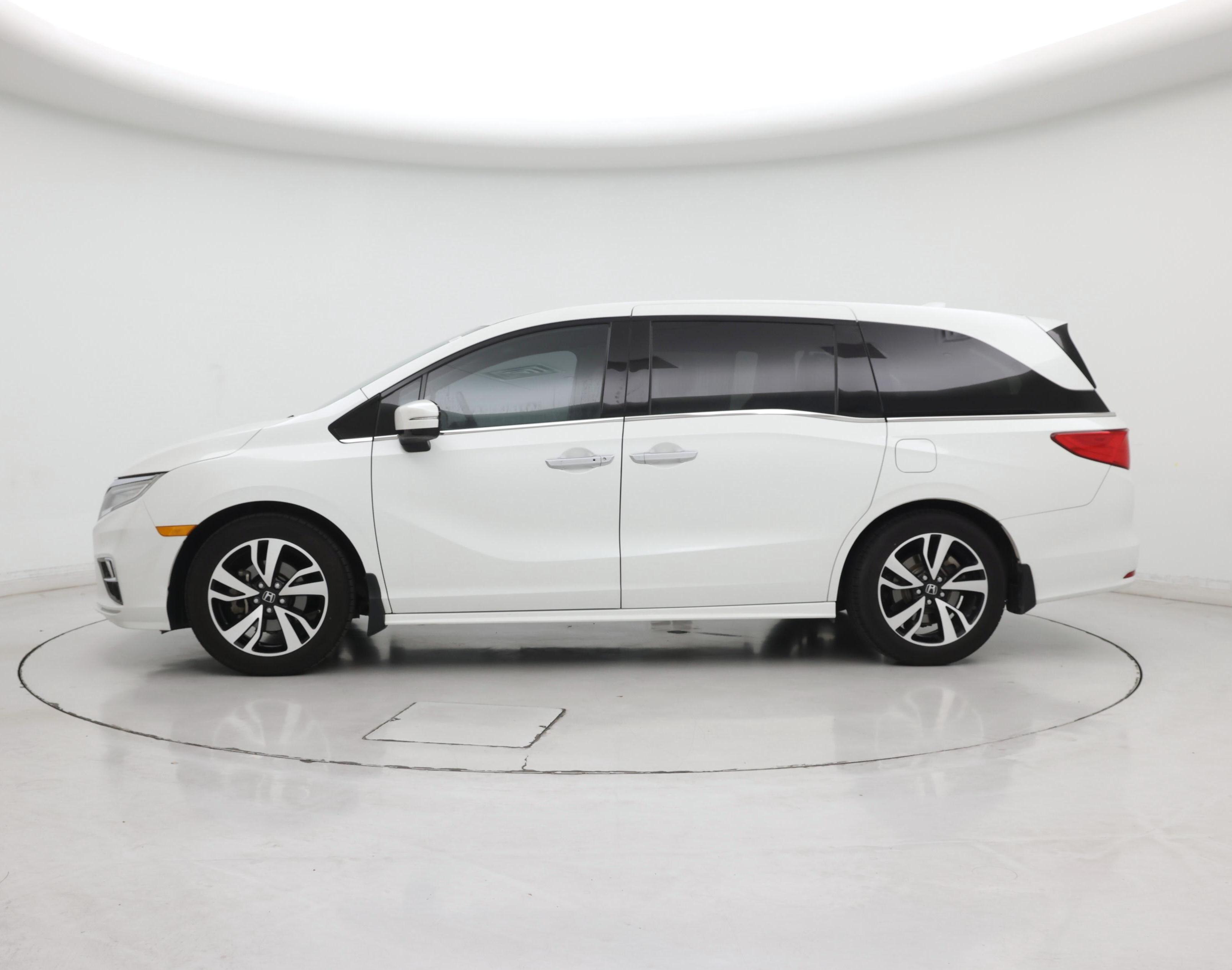 Thumbnail: 2020 Honda Odyssey - 3