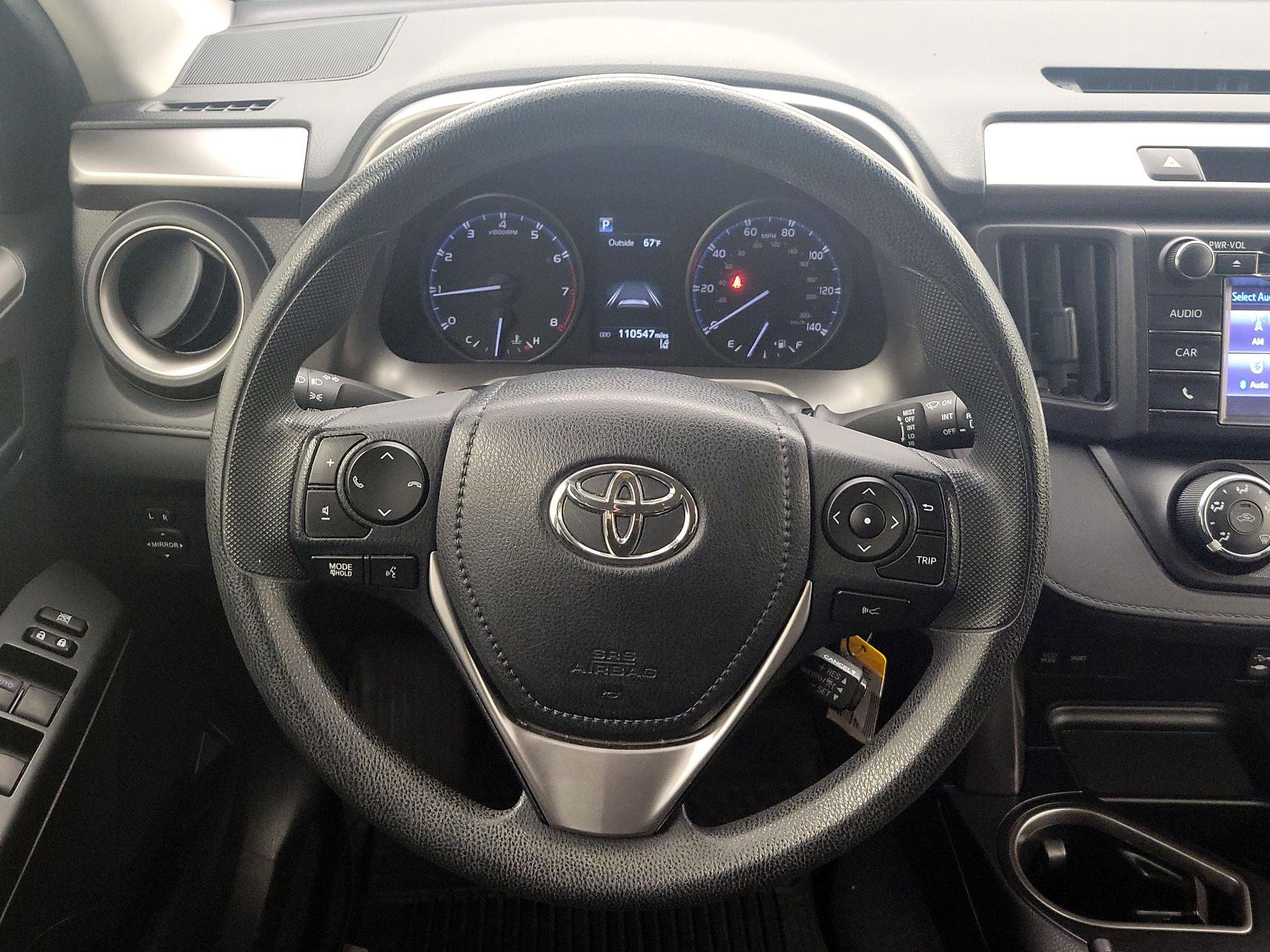 Thumbnail: 2017 Toyota RAV4 - 10