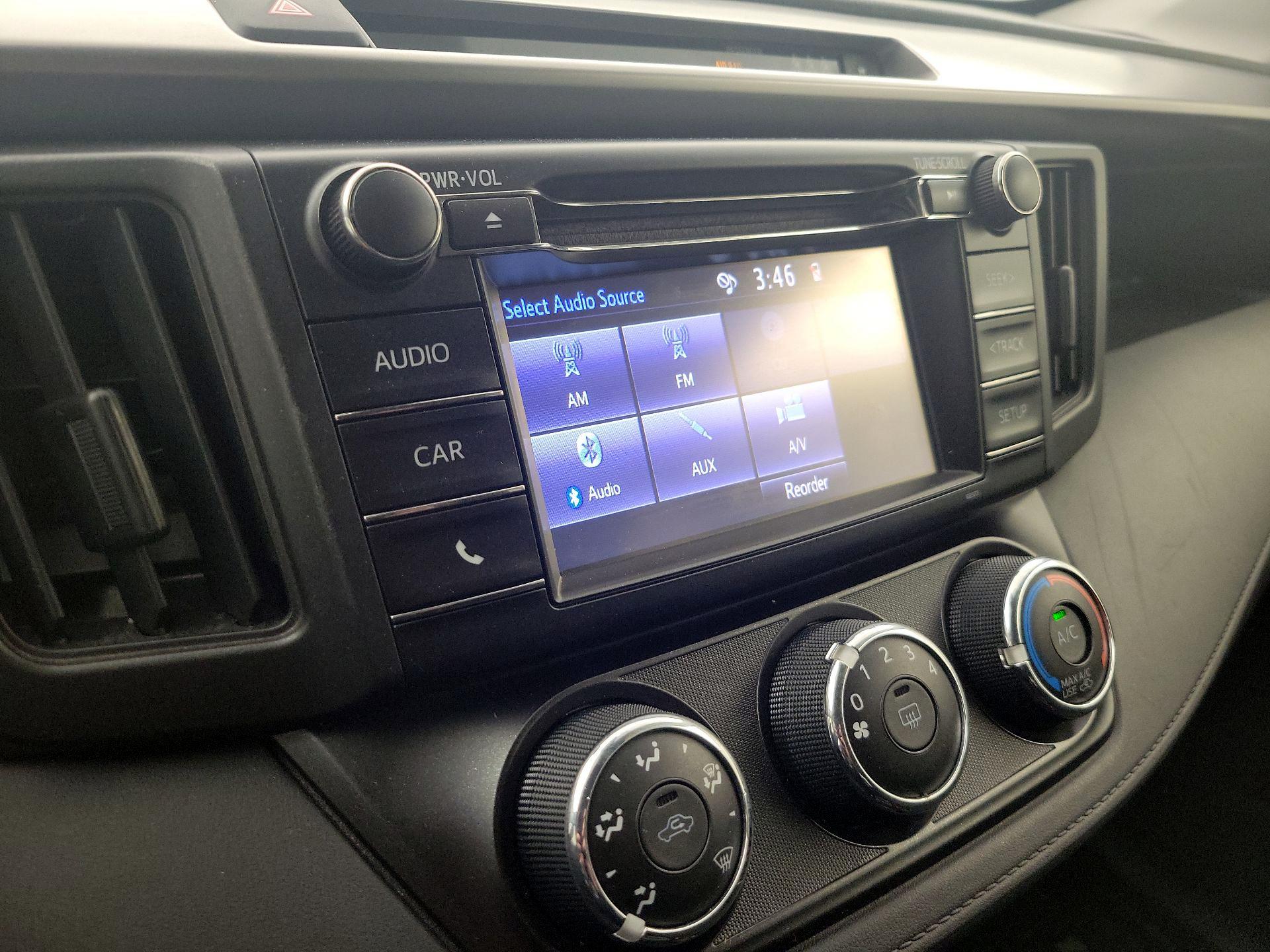 Thumbnail: 2017 Toyota RAV4 - 15