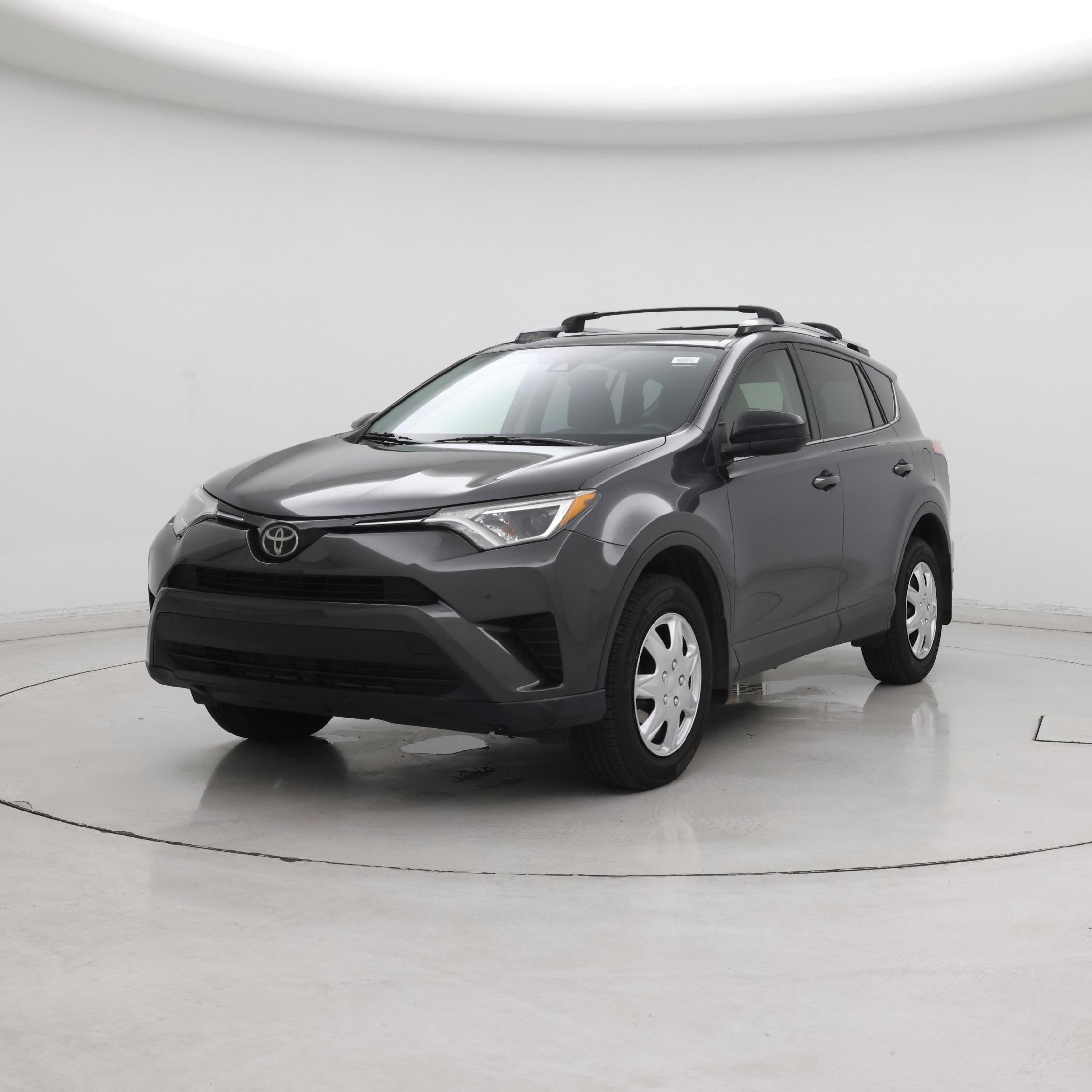 Thumbnail: 2017 Toyota RAV4 - 4