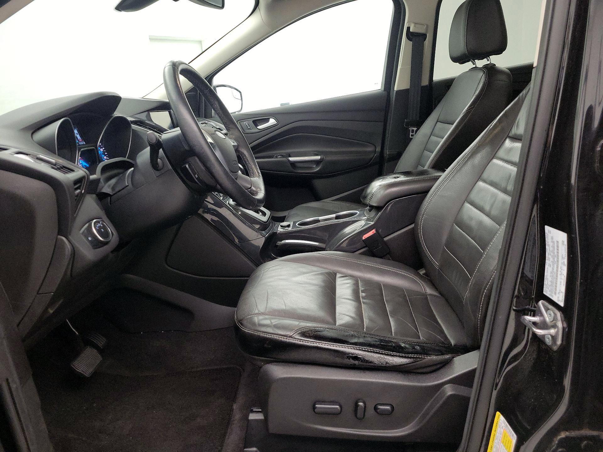 Thumbnail: 2015 Ford Escape - 11