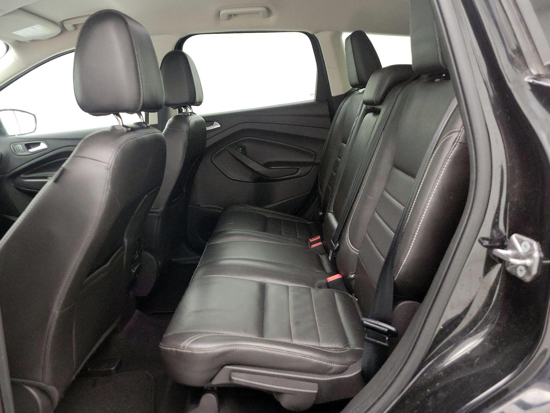 Thumbnail: 2015 Ford Escape - 19