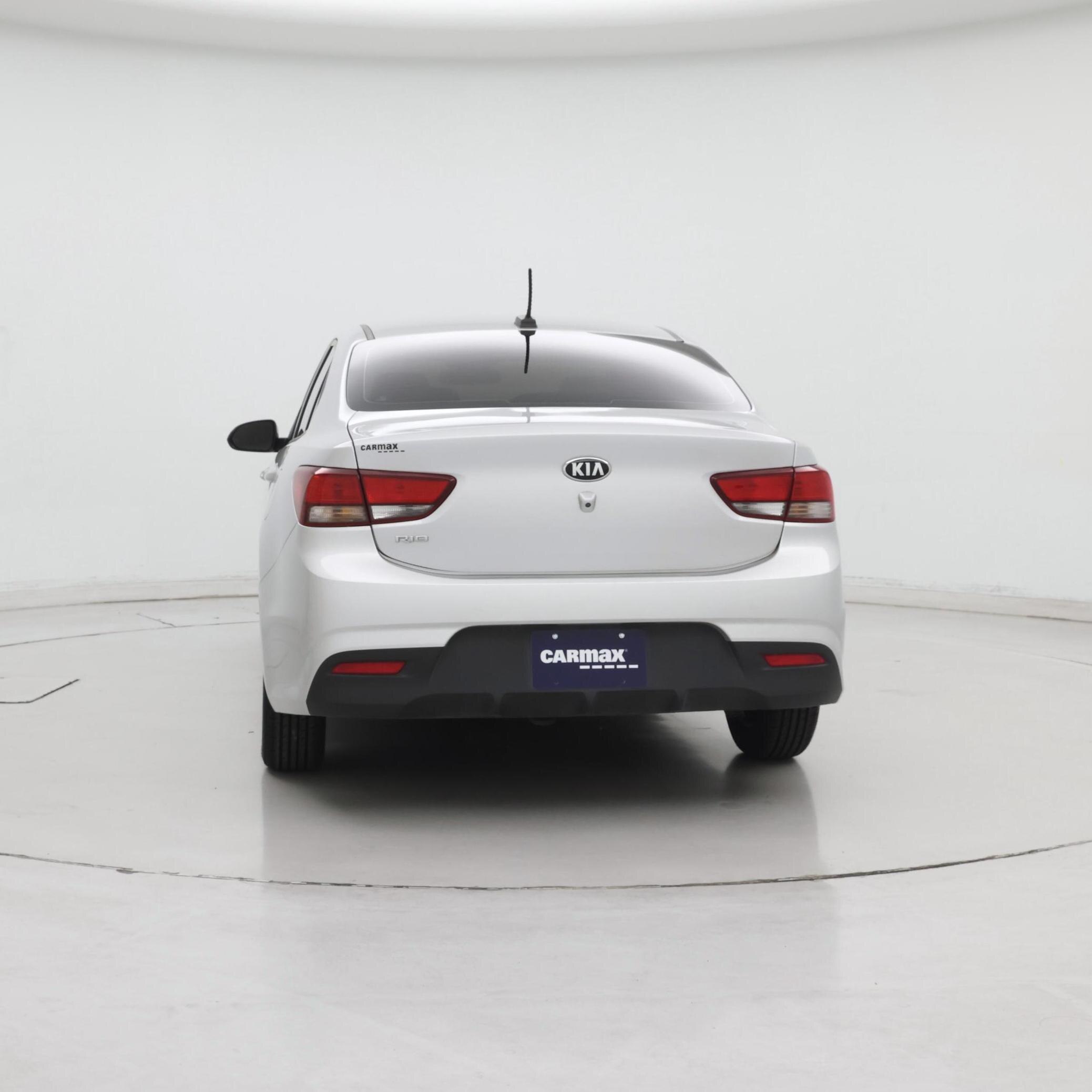 Thumbnail: 2020 Kia Rio - 6