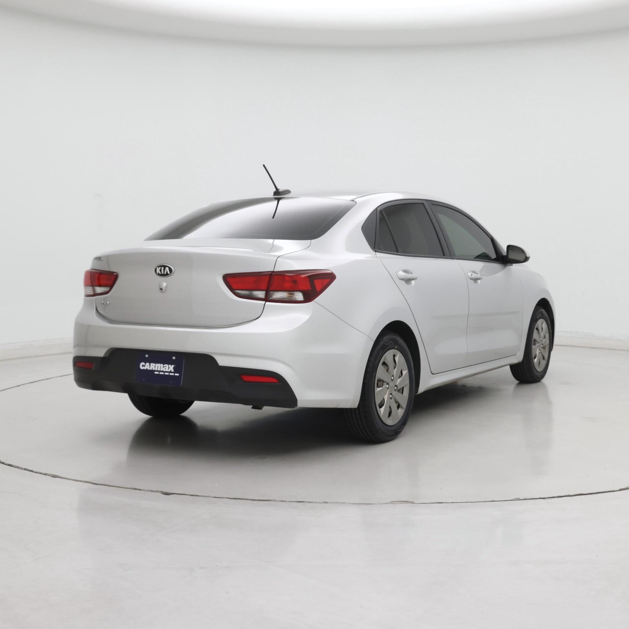 Thumbnail: 2020 Kia Rio - 8