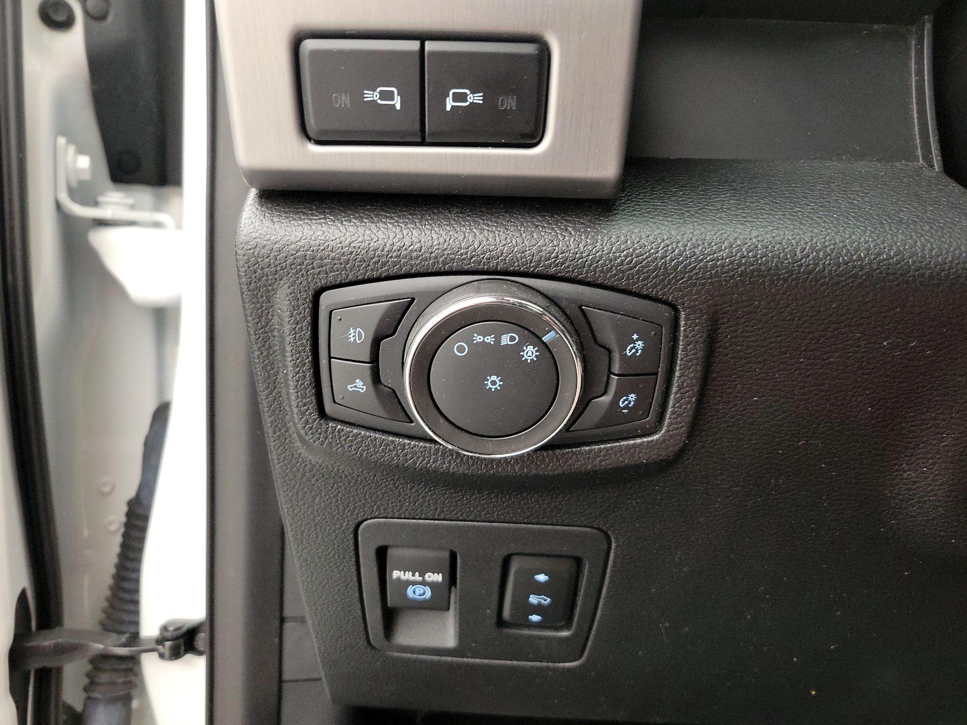 Thumbnail: 2020 Ford F-150 - 13