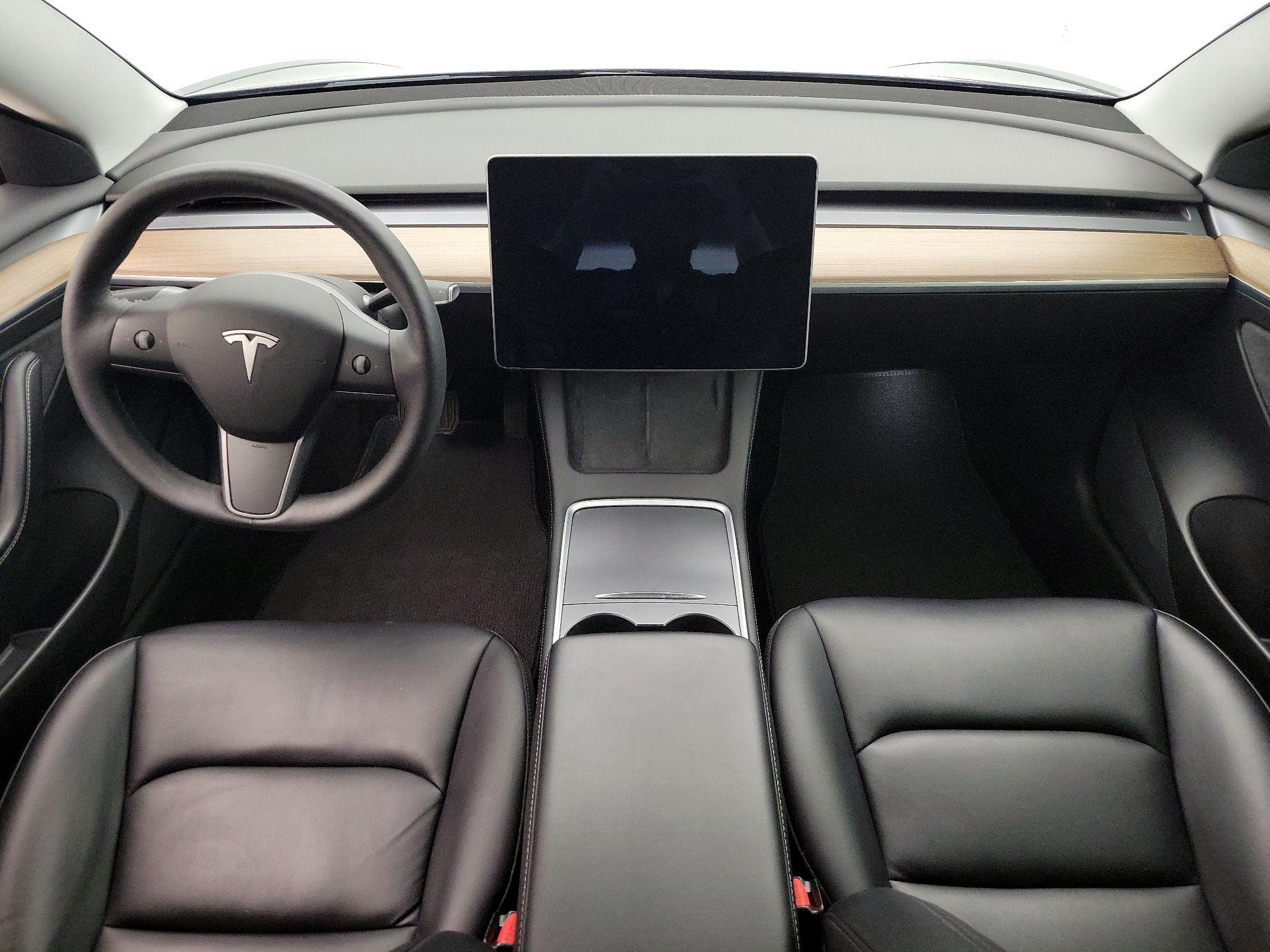Thumbnail: 2021 Tesla Model 3 - 9