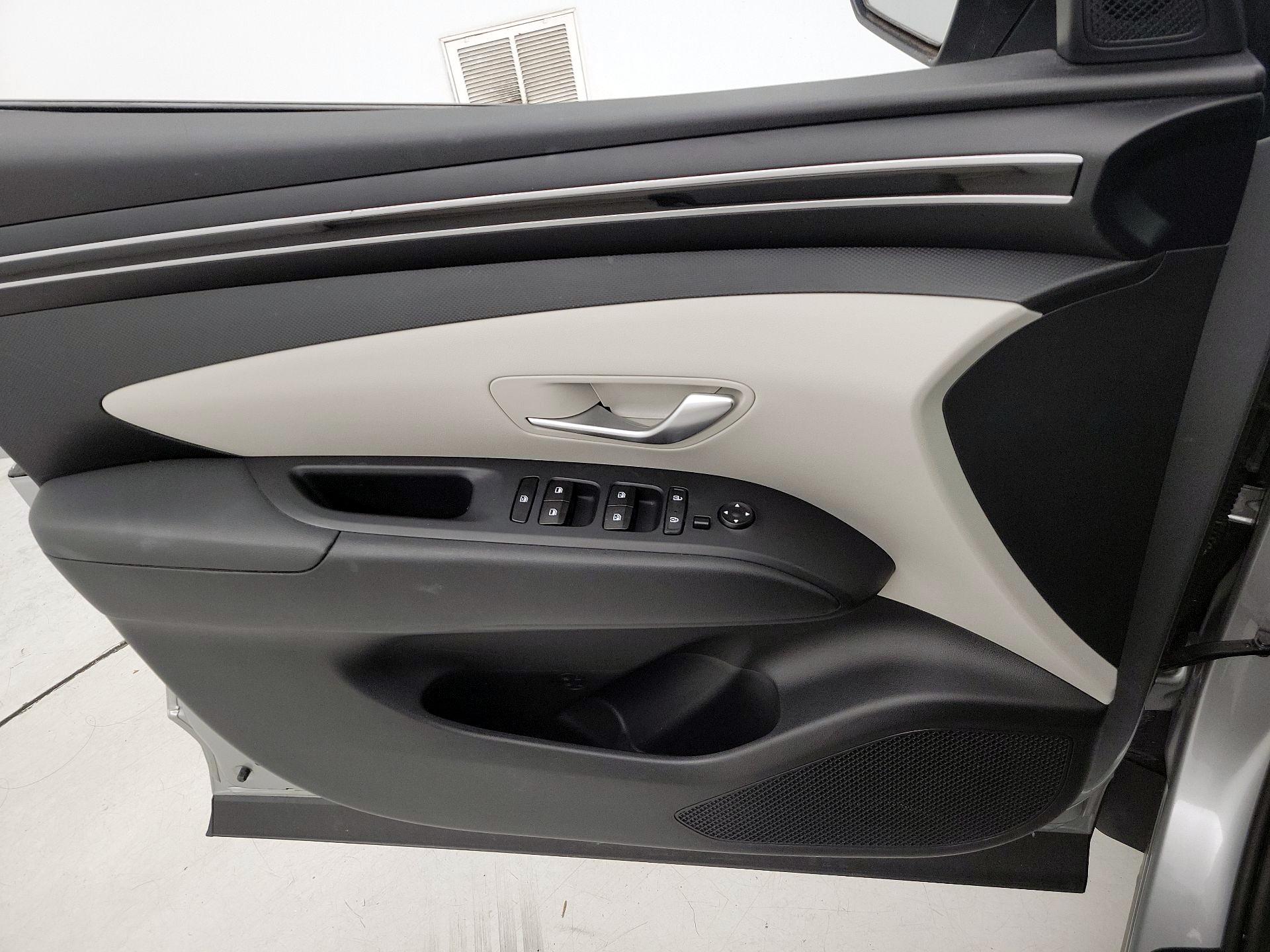 Thumbnail: 2022 Hyundai Tucson - 12